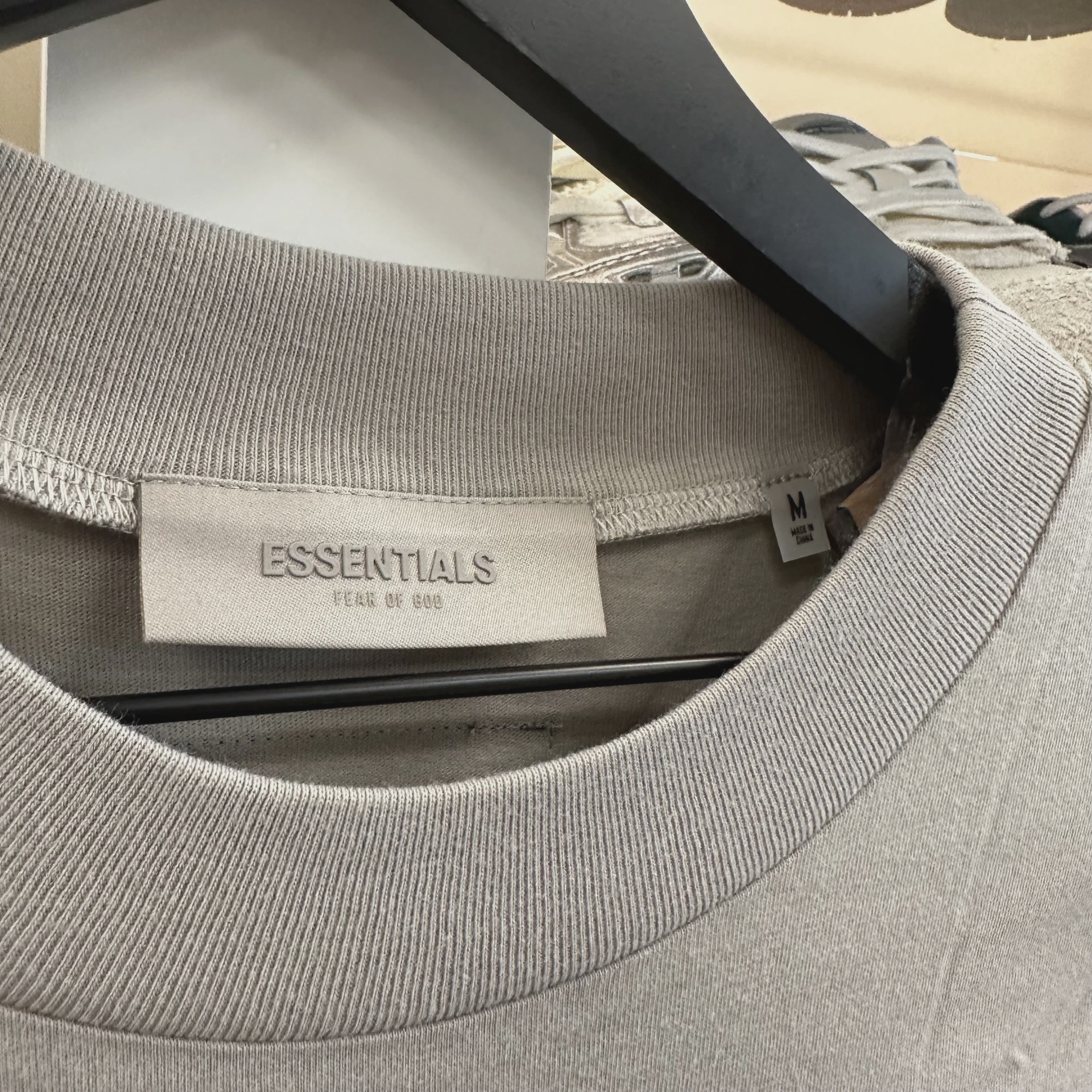 Essentials tee • Brand New [3599] 4