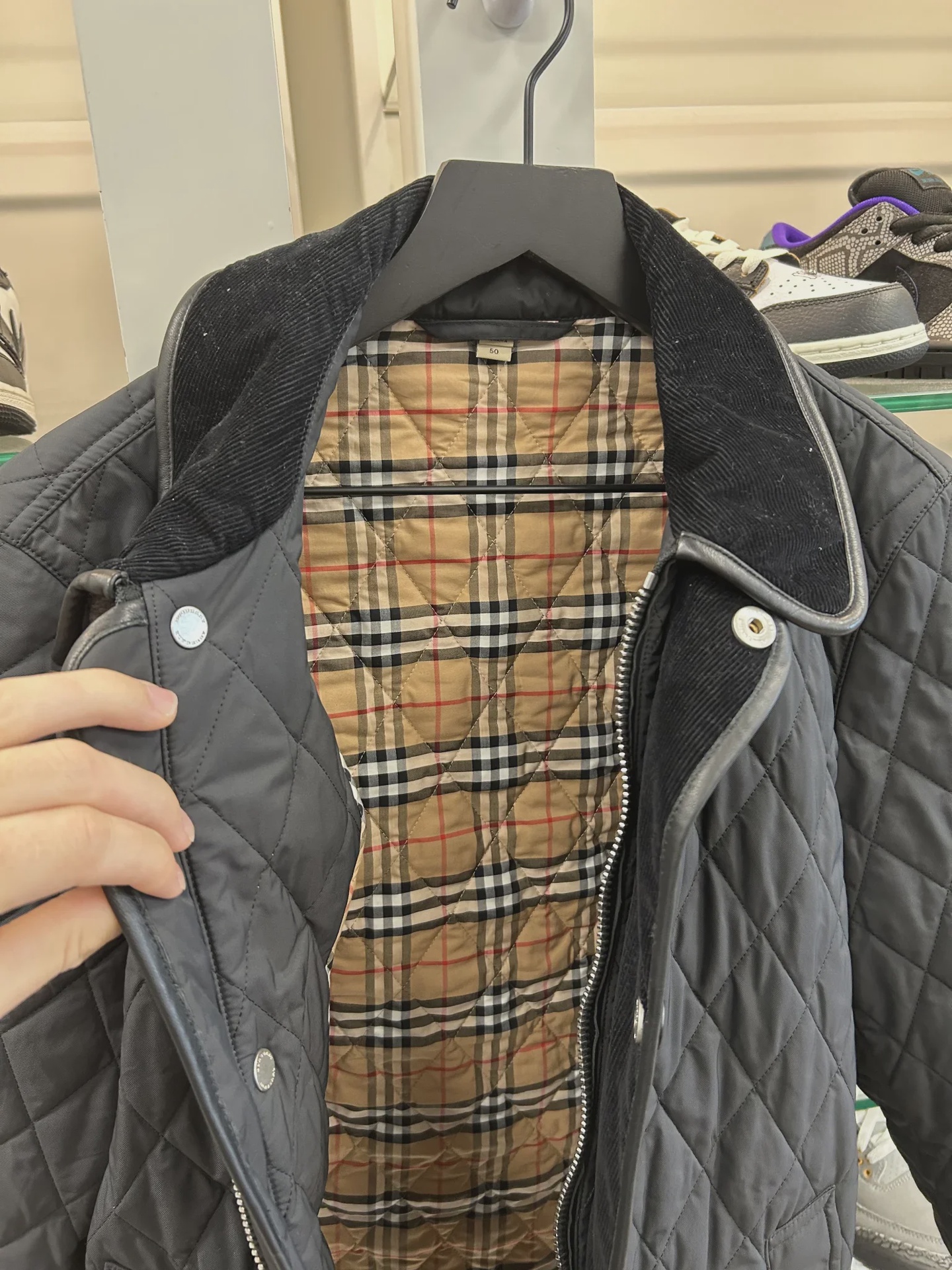Burberry Quilted Coat Jacket • Pre-Owned [3064] - photo 5