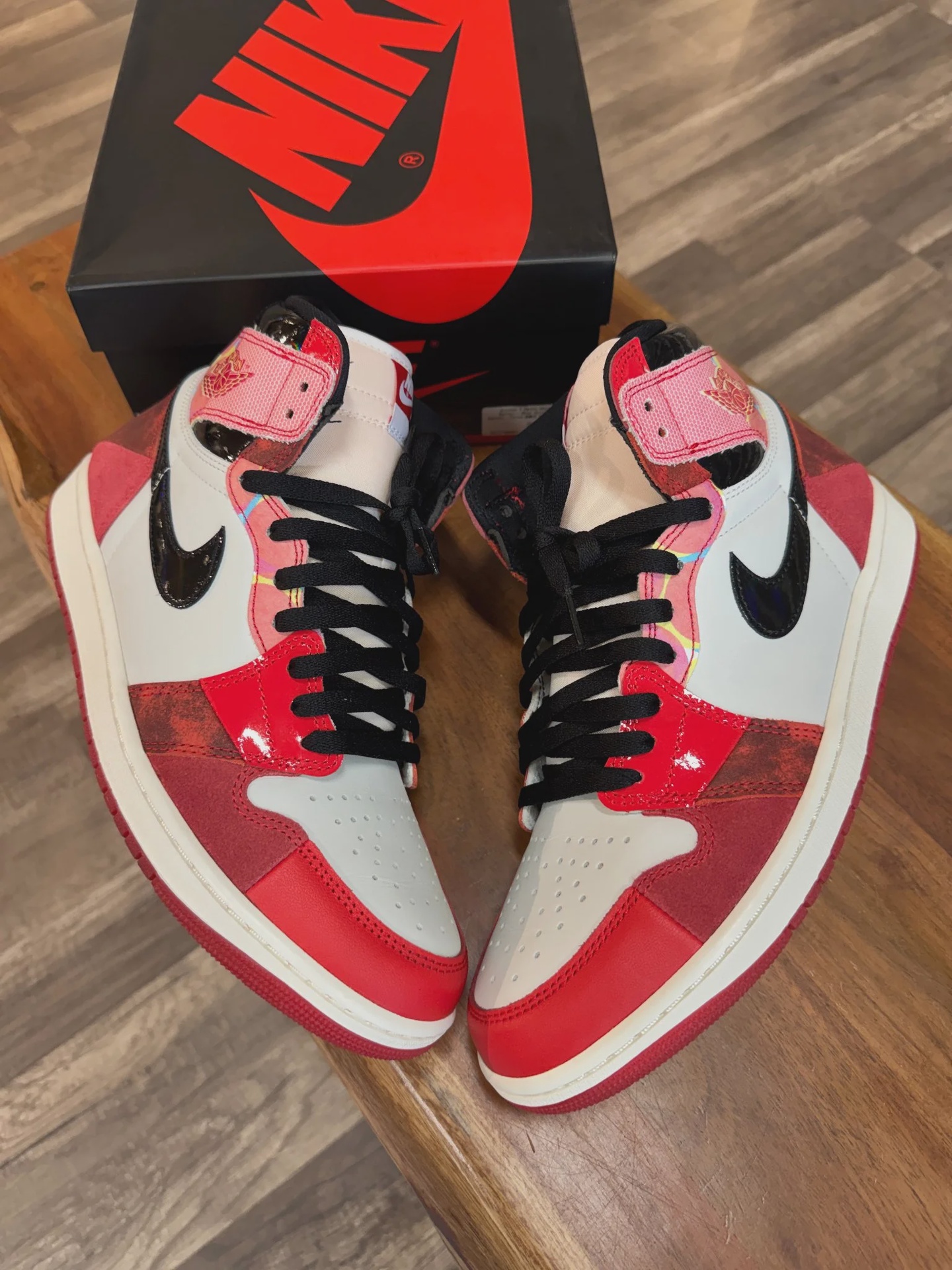 Air Jordan 1 Retro High Original Spider-Man Across the Spider-Verse • Pre-Owned [0873] - photo 1