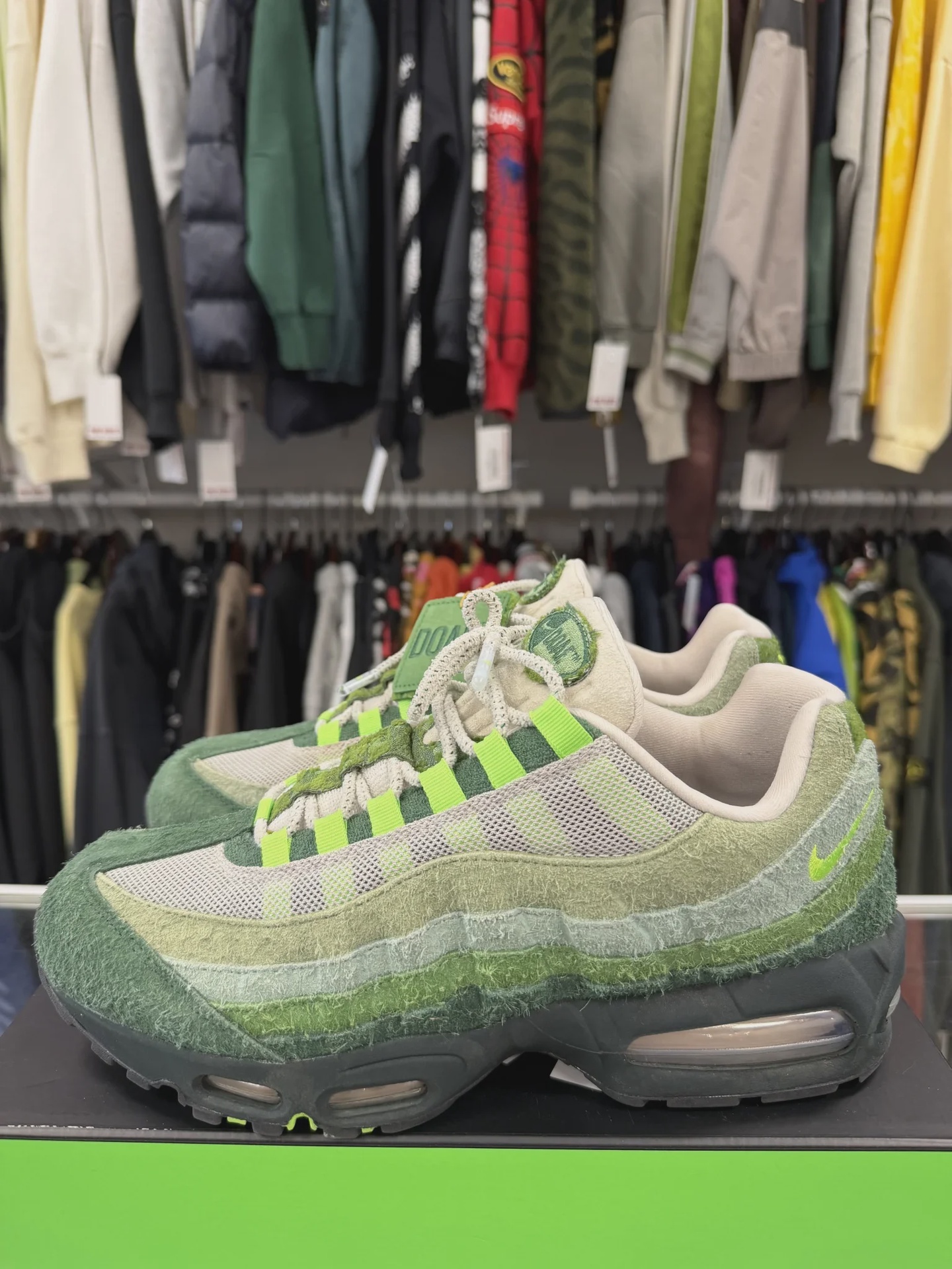 Nike Air Max 95 Big Bubble Ducks of a Feather Oregon Ducks The Woods • Pre-Owned [4706] - photo 2