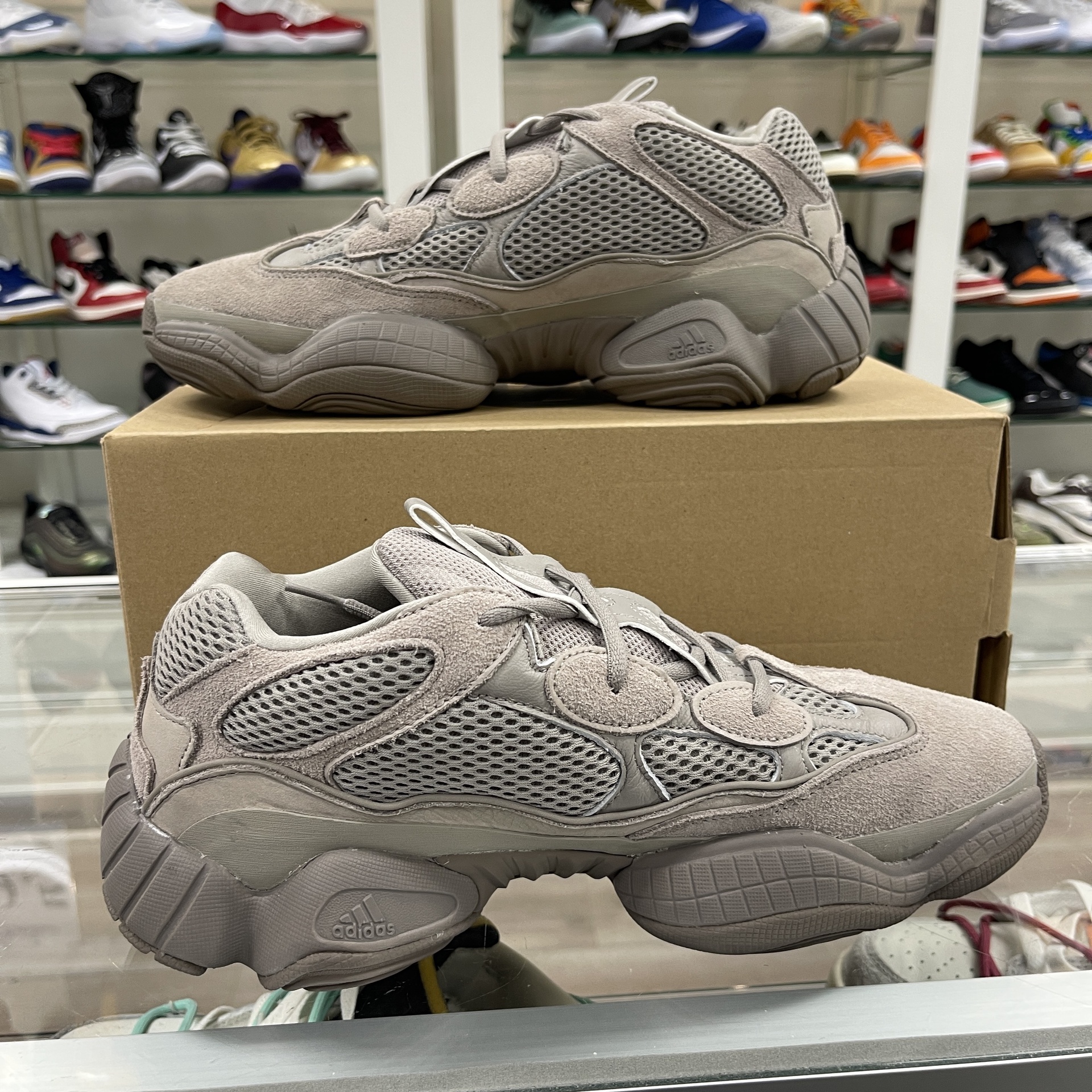 adidas Yeezy 500 Ash Grey - Pre-Owned - photo 7