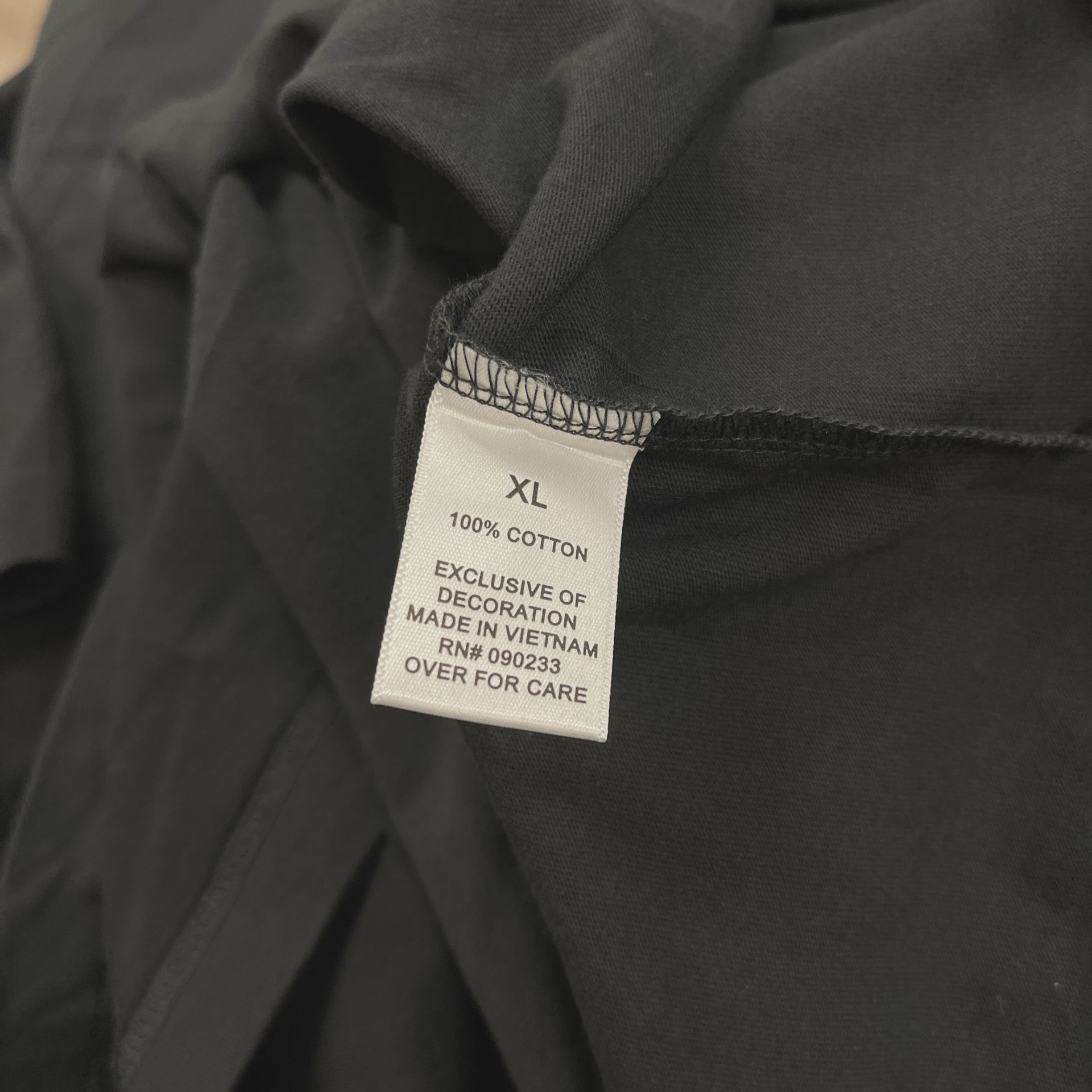 Essentials Polo Shirt Black • Pre-Owned [3135] 3