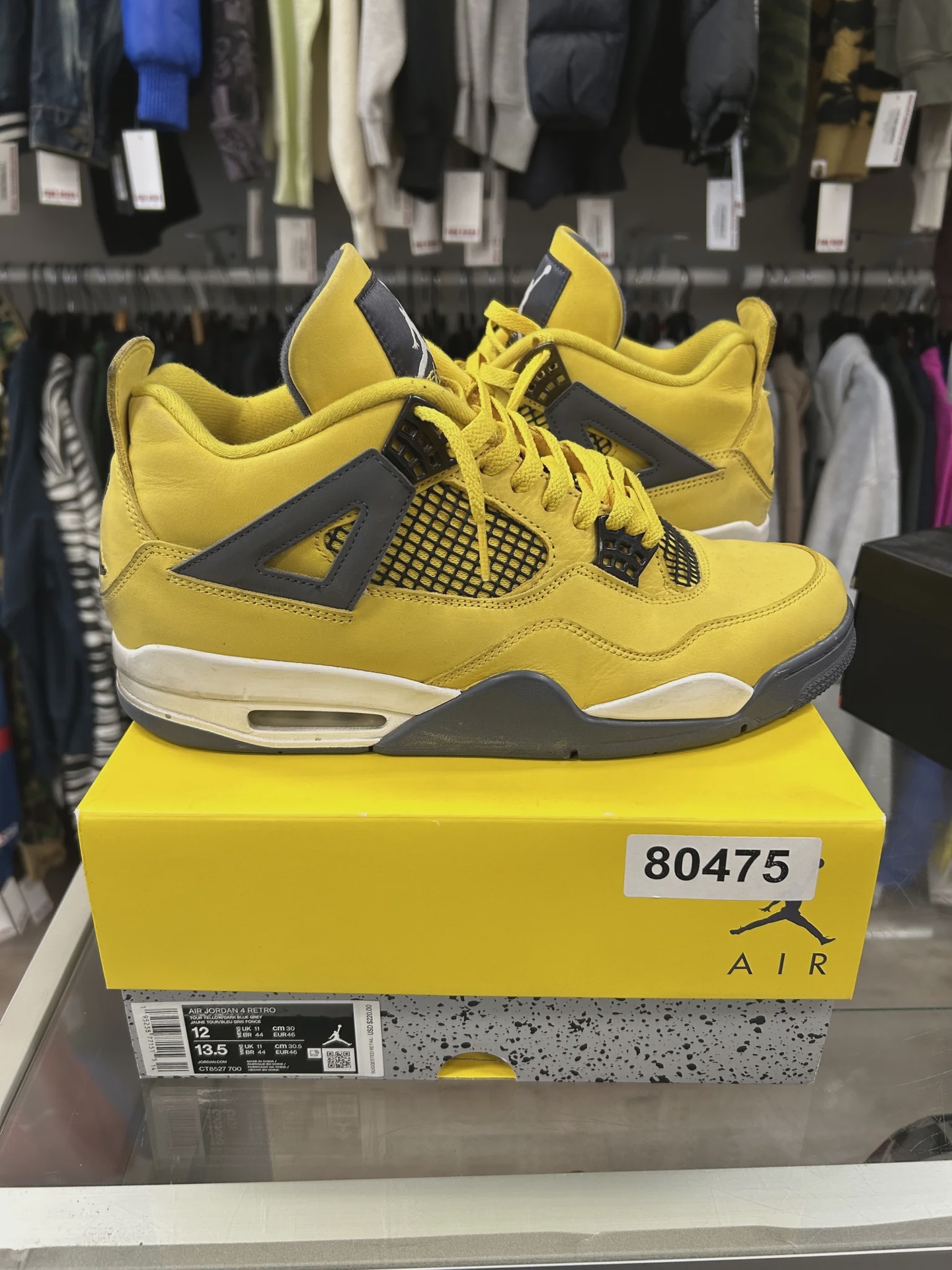 Air Jordan 4 Retro Lightning (2021) • Pre-Owned [2580] - photo 1