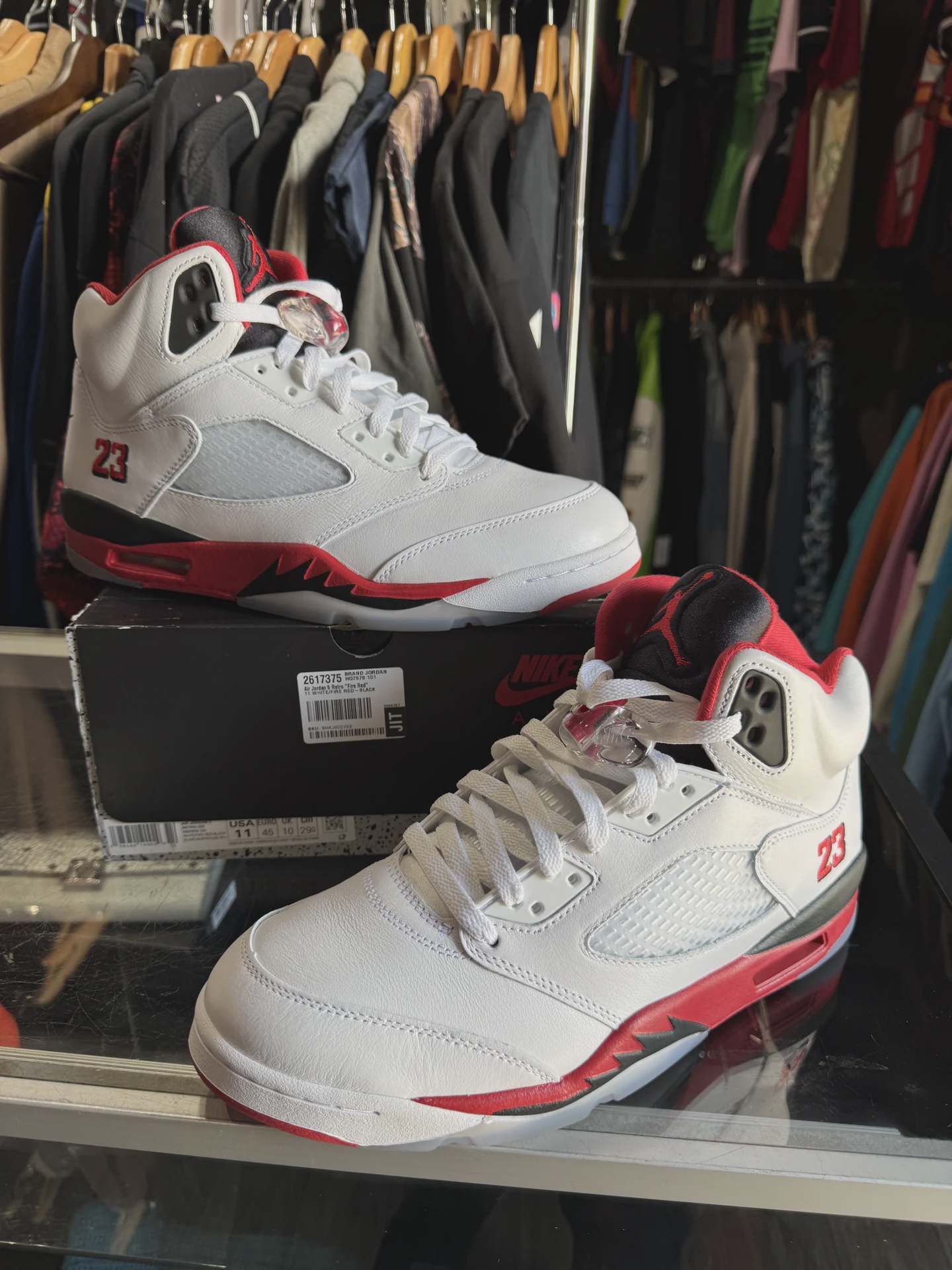 Air Jordan 5 Retro Fire Red Black Tongue (2025) • Pre-Owned [0851] - photo 1
