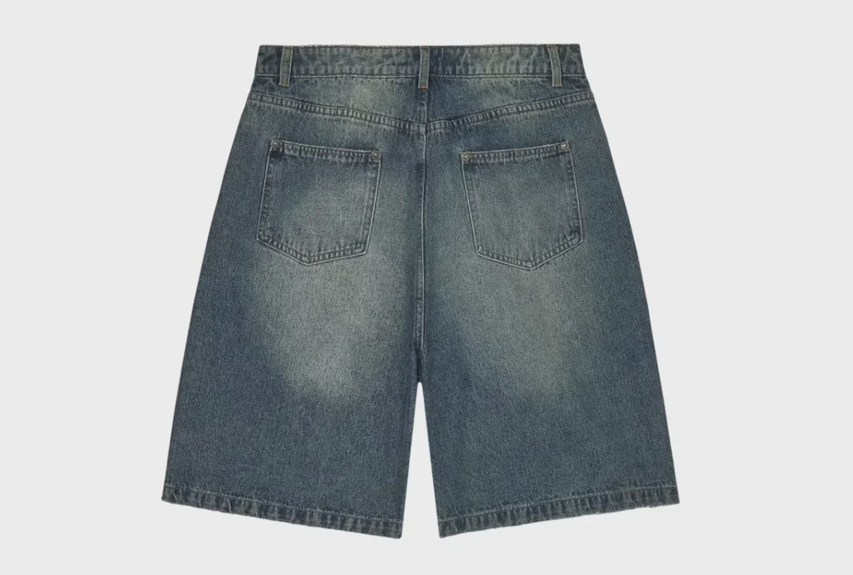 Vale Forever Ice Cream Jorts Light Rinse (36) • Brand New [2259] - photo 2