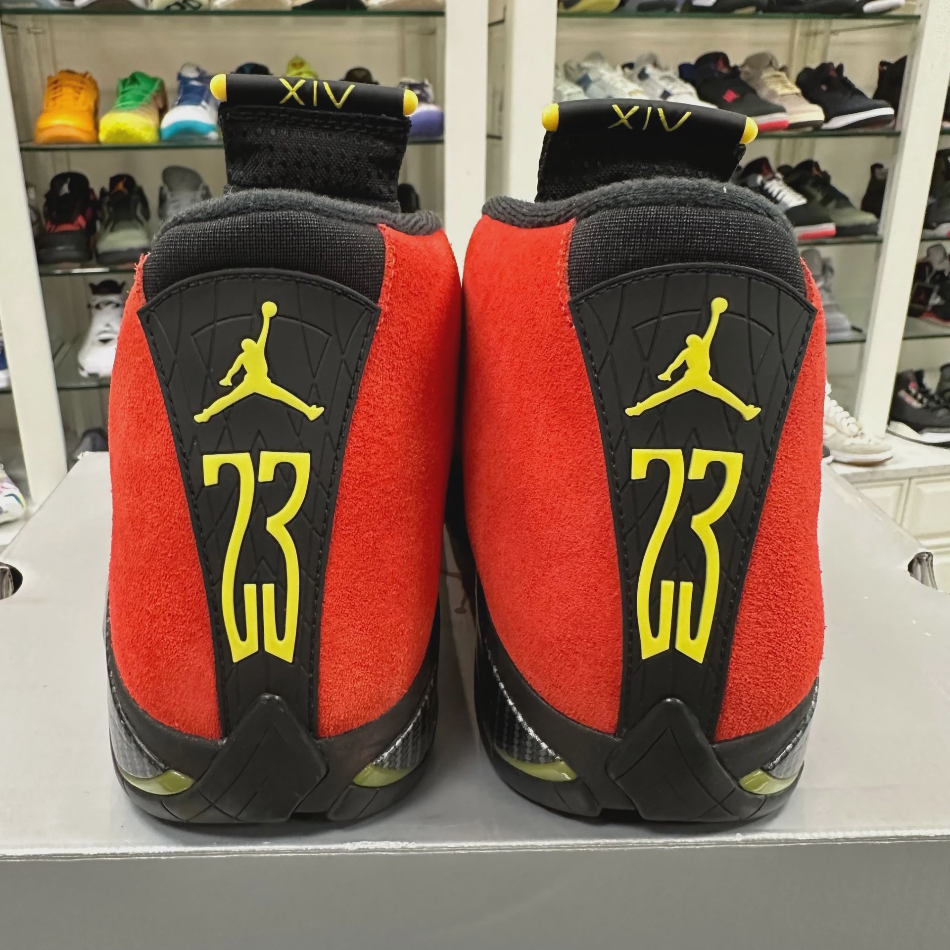 Air Jordan 14 Retro Ferrari (2025) • Pre-Owned [2206] - photo 5