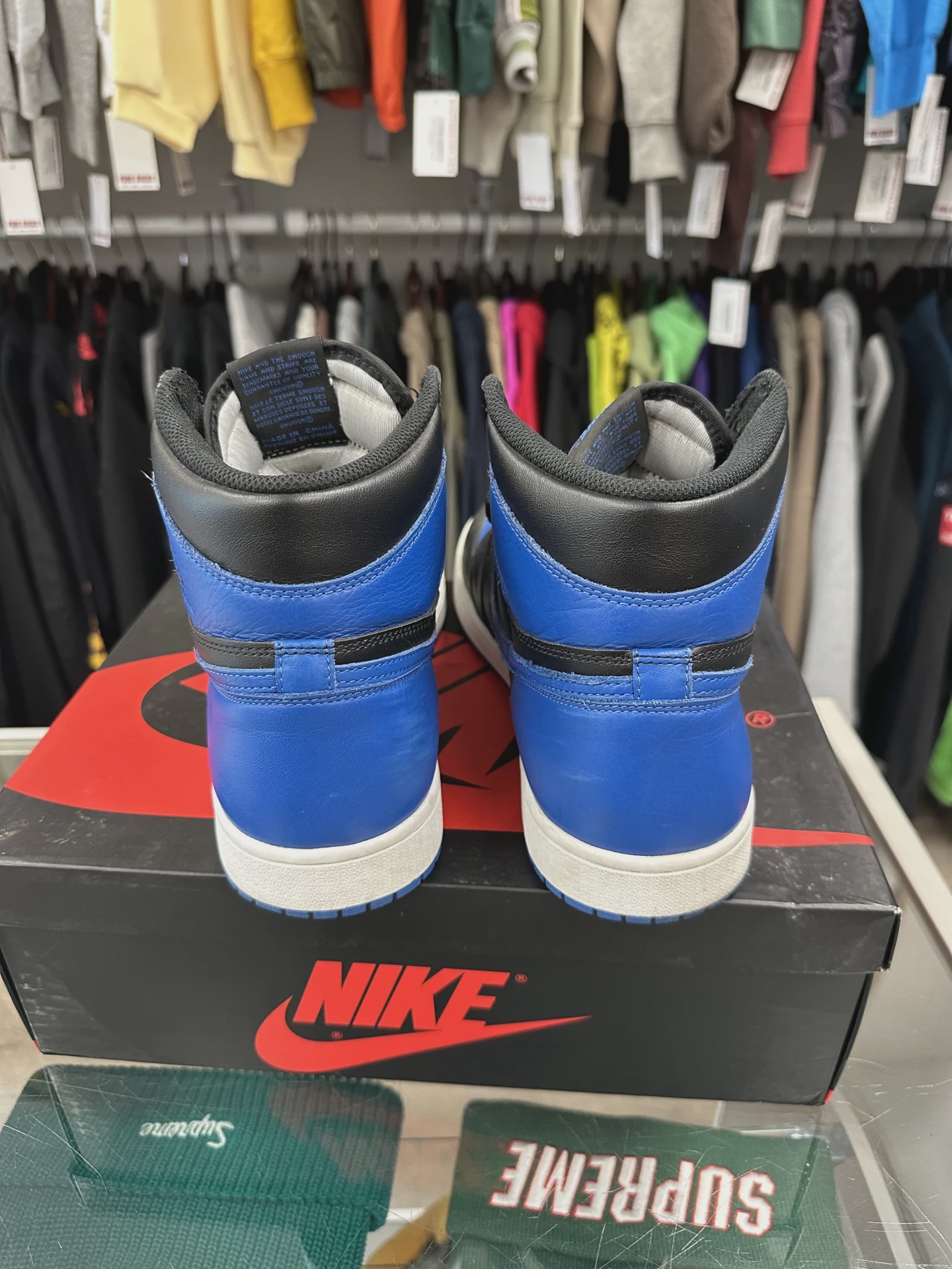 Air Jordan 1 Retro Royal Blue (2017) • Pre-Owned [0736] - photo 4