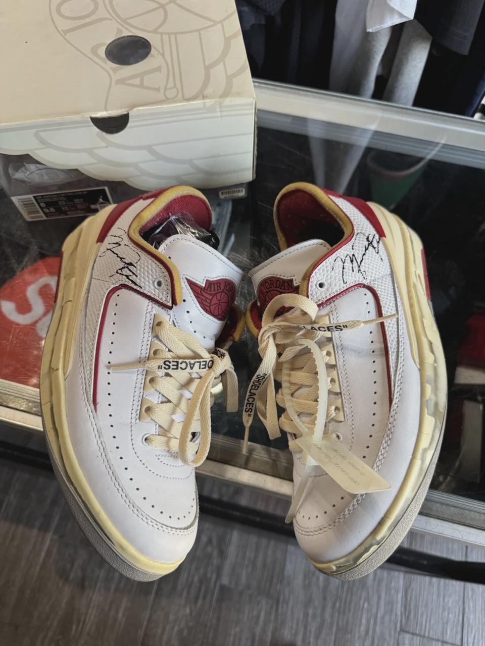 Air Jordan 2 Retro Low SP Off-White White Red • Pre-Owned [5017] - photo 1