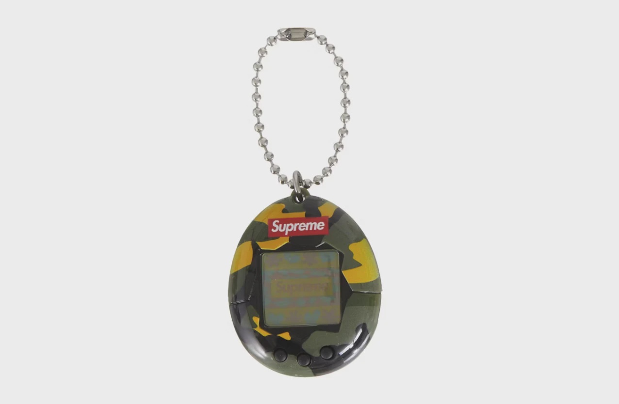 Supreme Bandai Namco Tamagotchi Yellow • Brand New [9252]