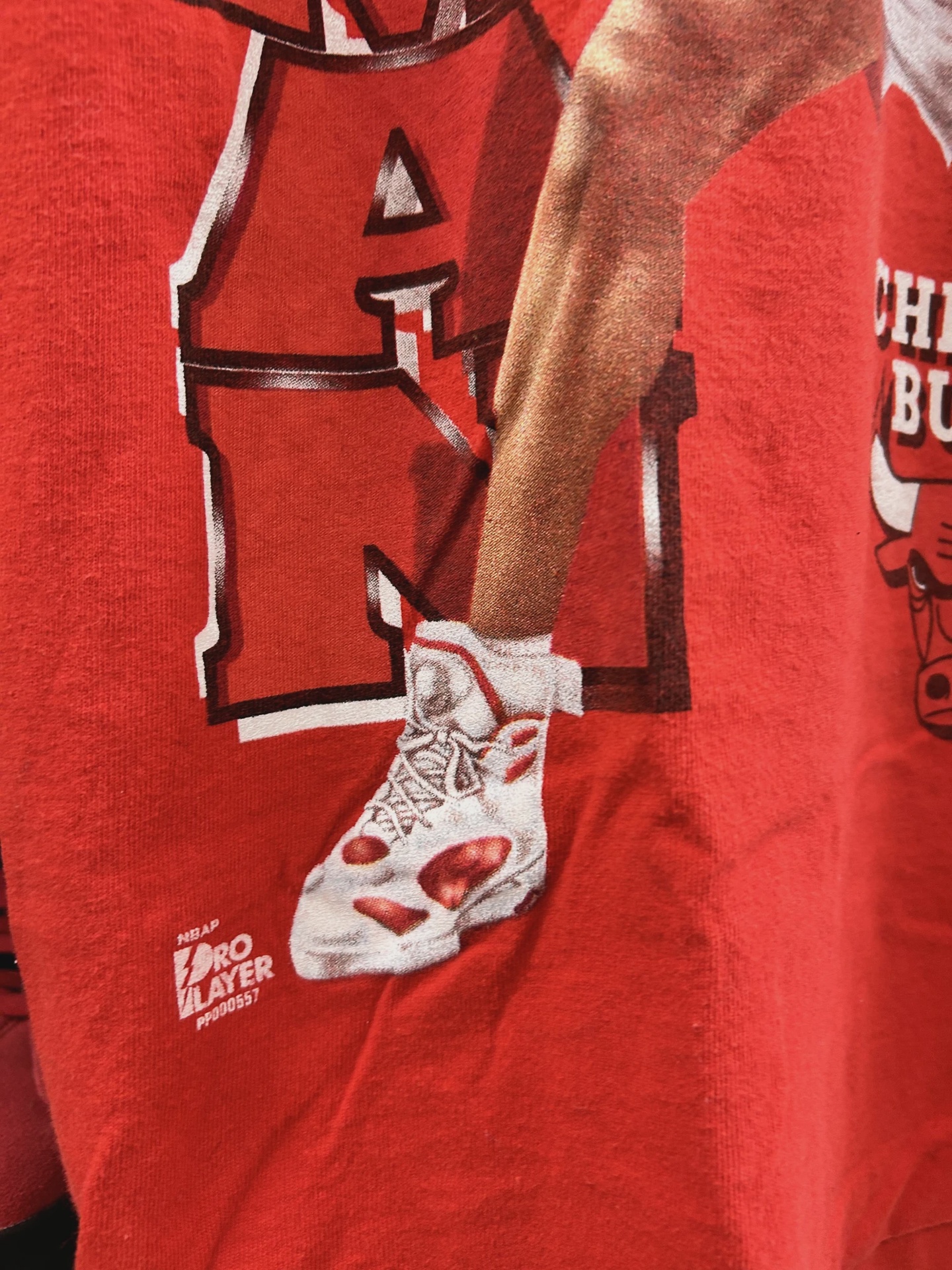 vintage 90s Rodman Bulls Tee • Pre-Owned [1712] 3
