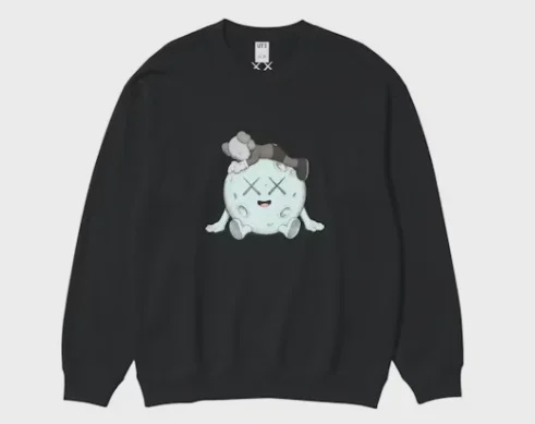 Kaws Uniqlo KAWS UNIVERSE Sweatshirt - Size M