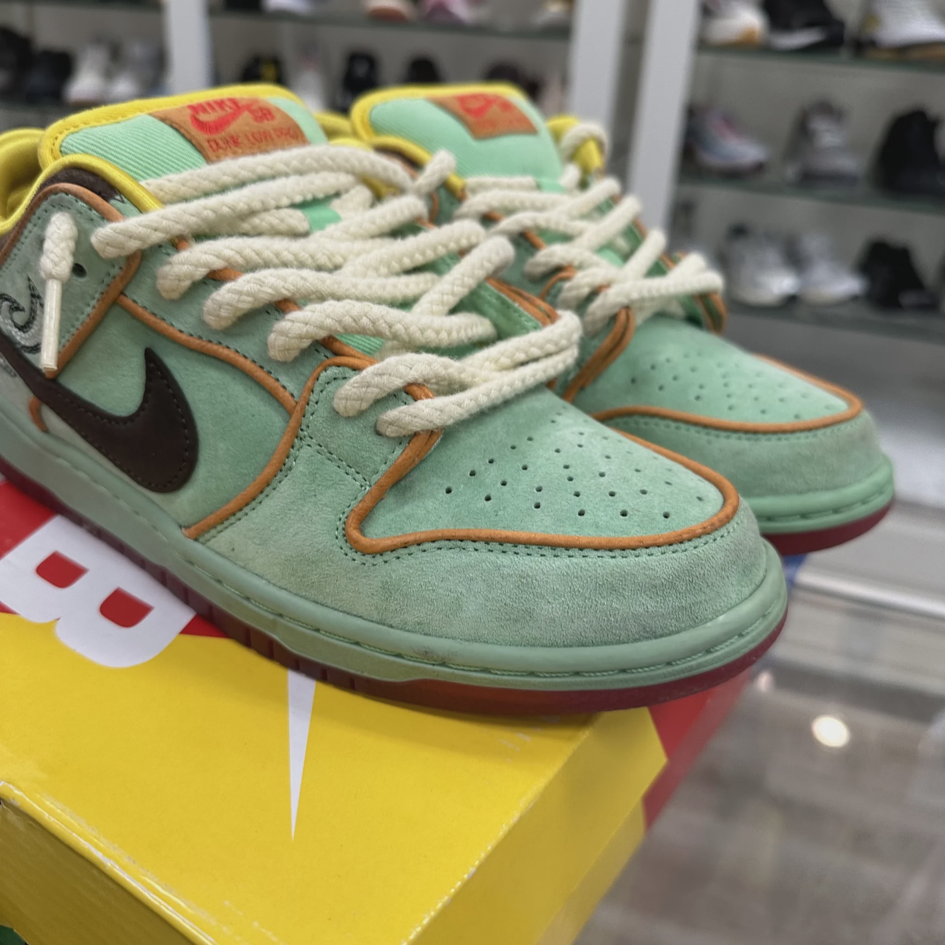Nike SB Dunk Low Rodeo Tourmaline REP BOX • Pre-Owned [6302] - photo 5