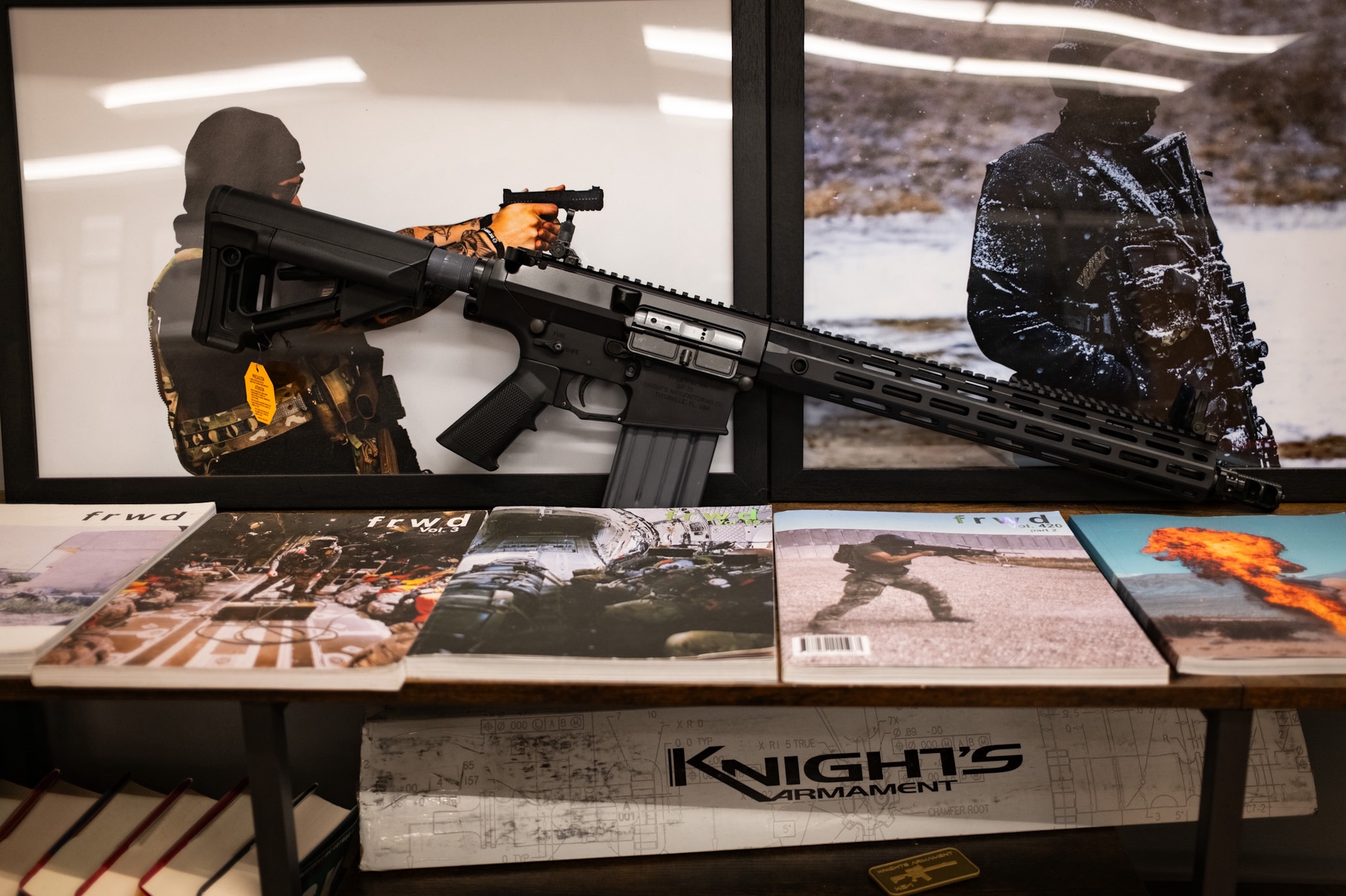 Knight’s Armament SR-25 E2 16″ APC M-LOK Rifle KM 31955
