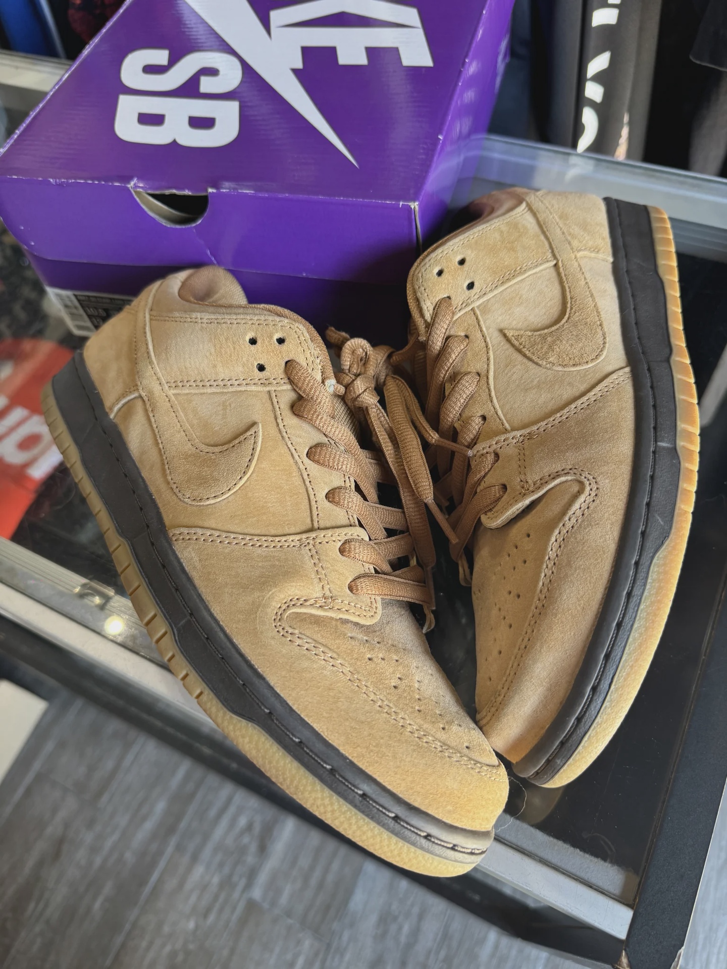 Nike SB Dunk Low Wheat • Pre-Owned [9977] - photo 1
