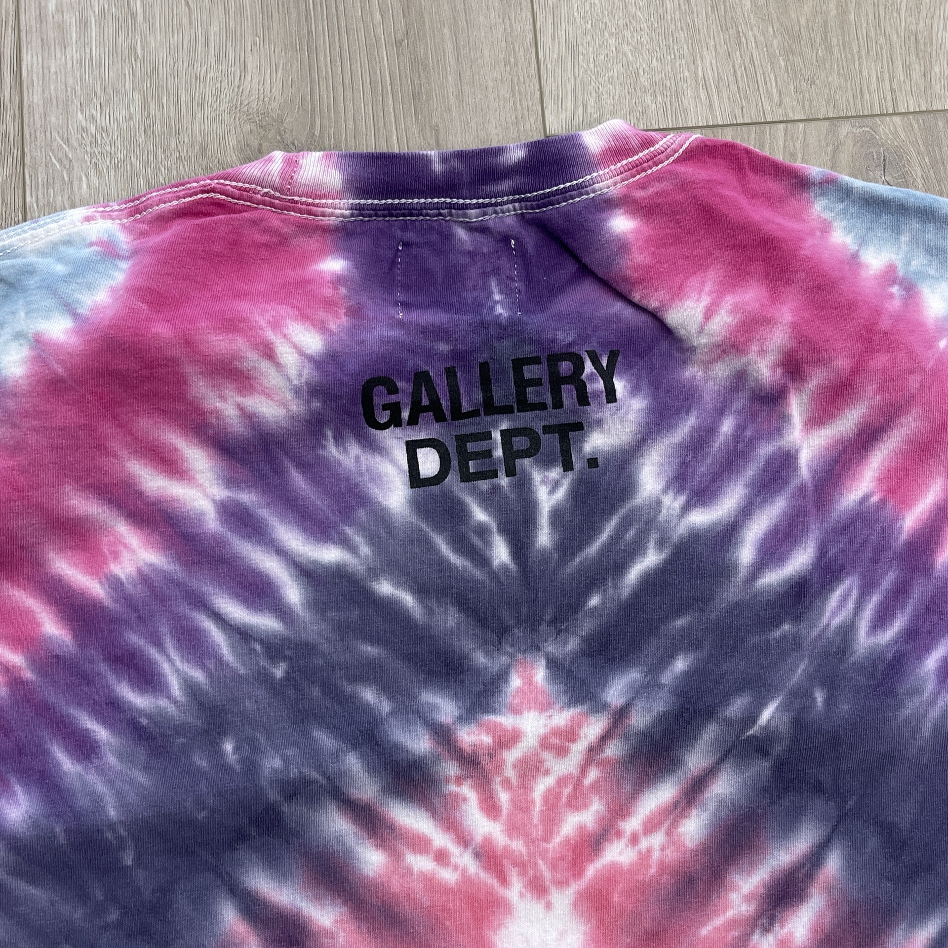 Gallery Dept. Stop Being Racist Tie Dye T-shirt Rainbow • Pre-Owned 5