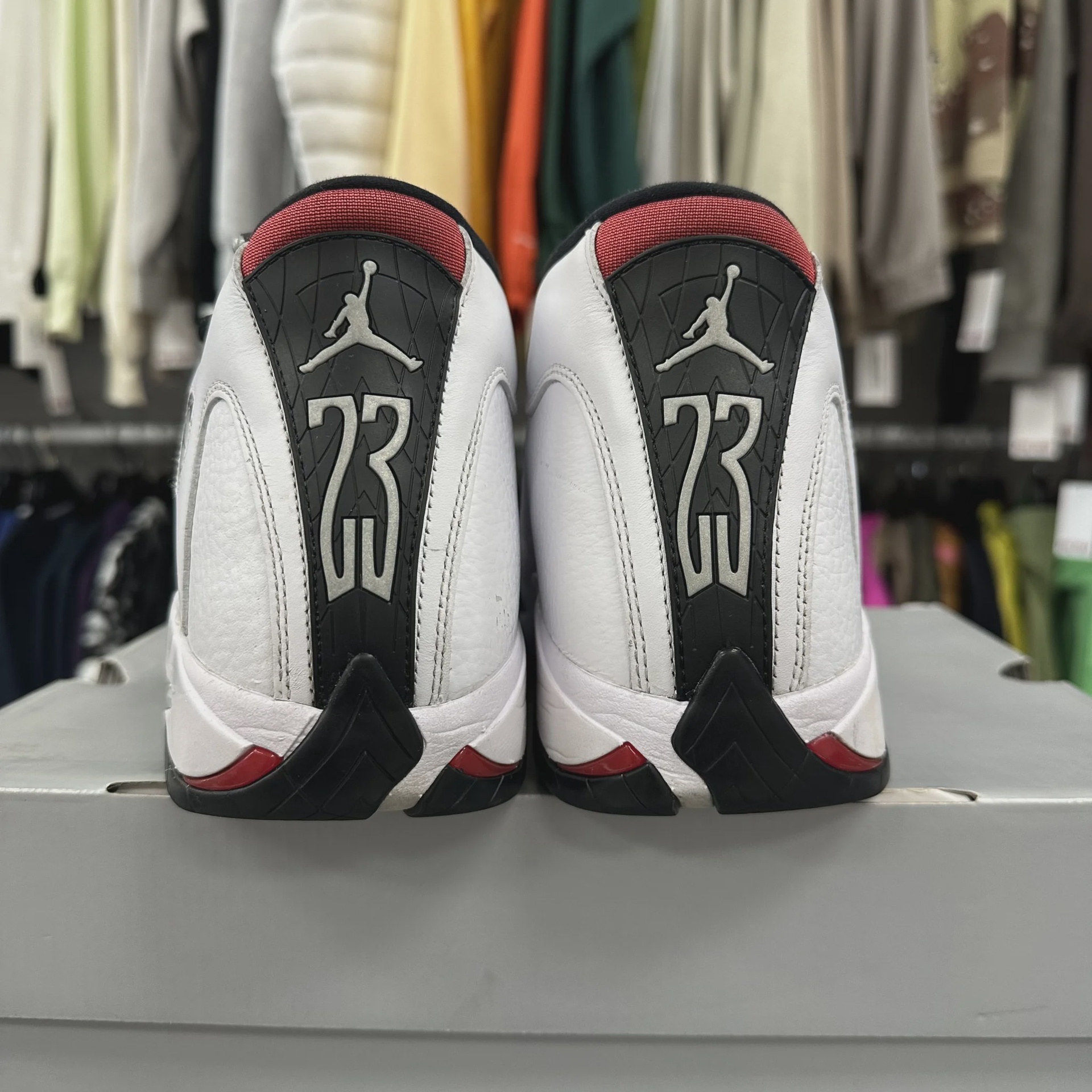 Air Jordan 14 Retro Black Toe (2024) • Pre-Owned [3987] - photo 5