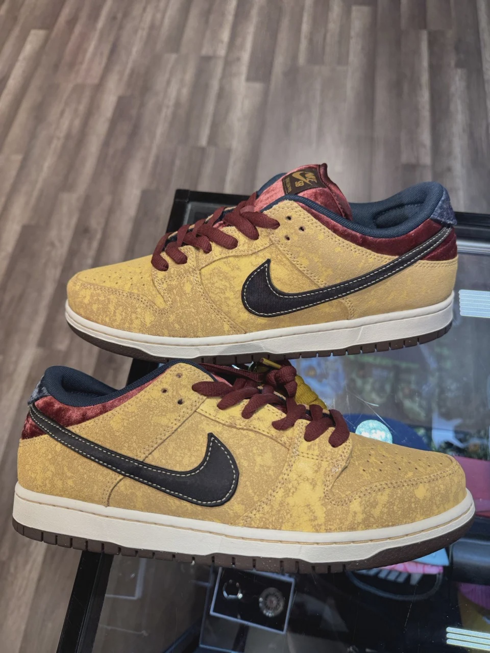 Nike Nike SB Dunk Low City of Cinema - Size US M 10.5