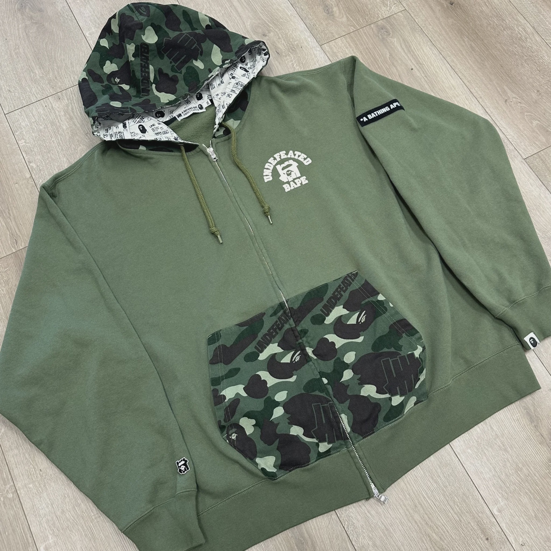 Undefeated Bape zip up • Pre-Owned [4581] - photo 11