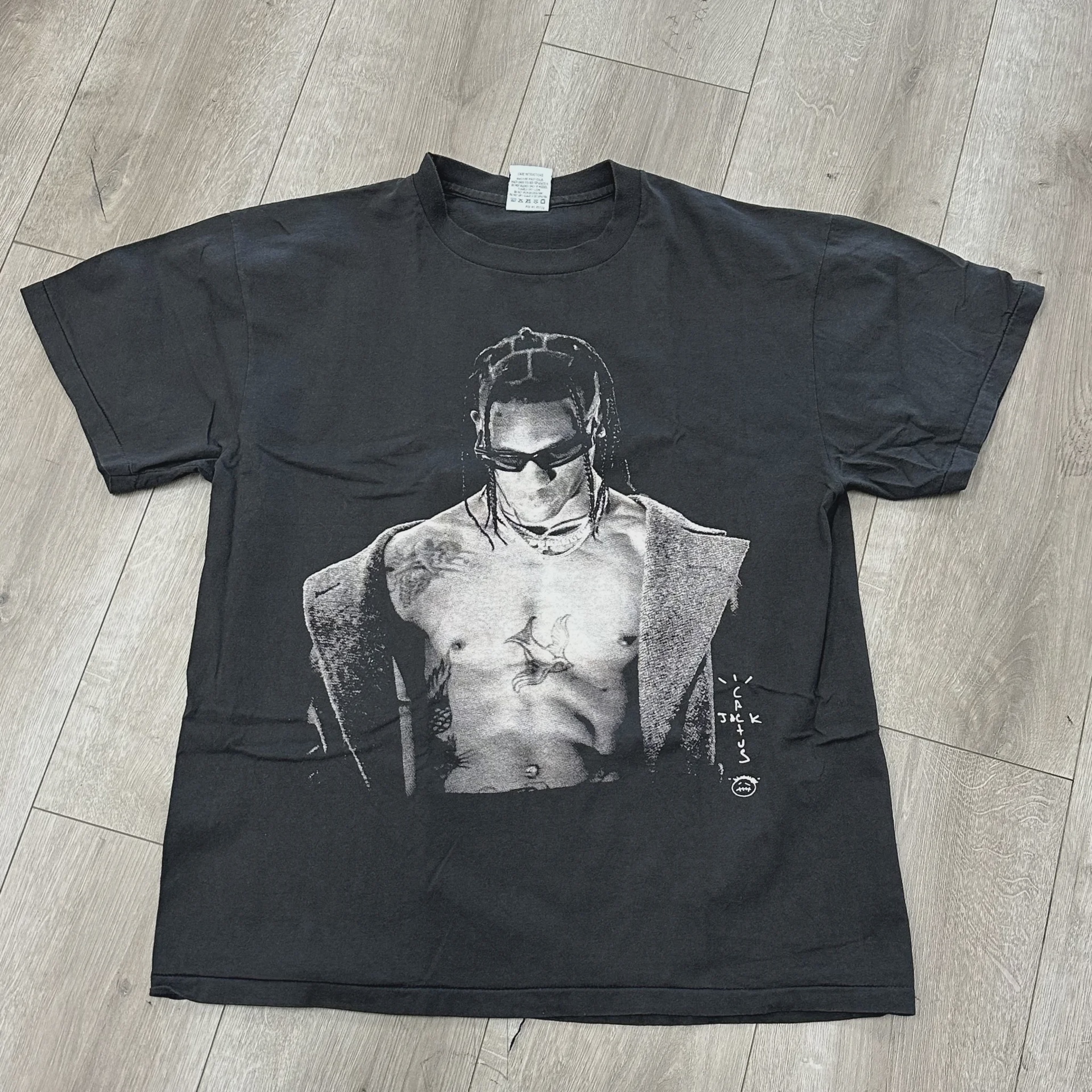 Vintage Travis Scott Utopia Tee Washed Black - Size XL
