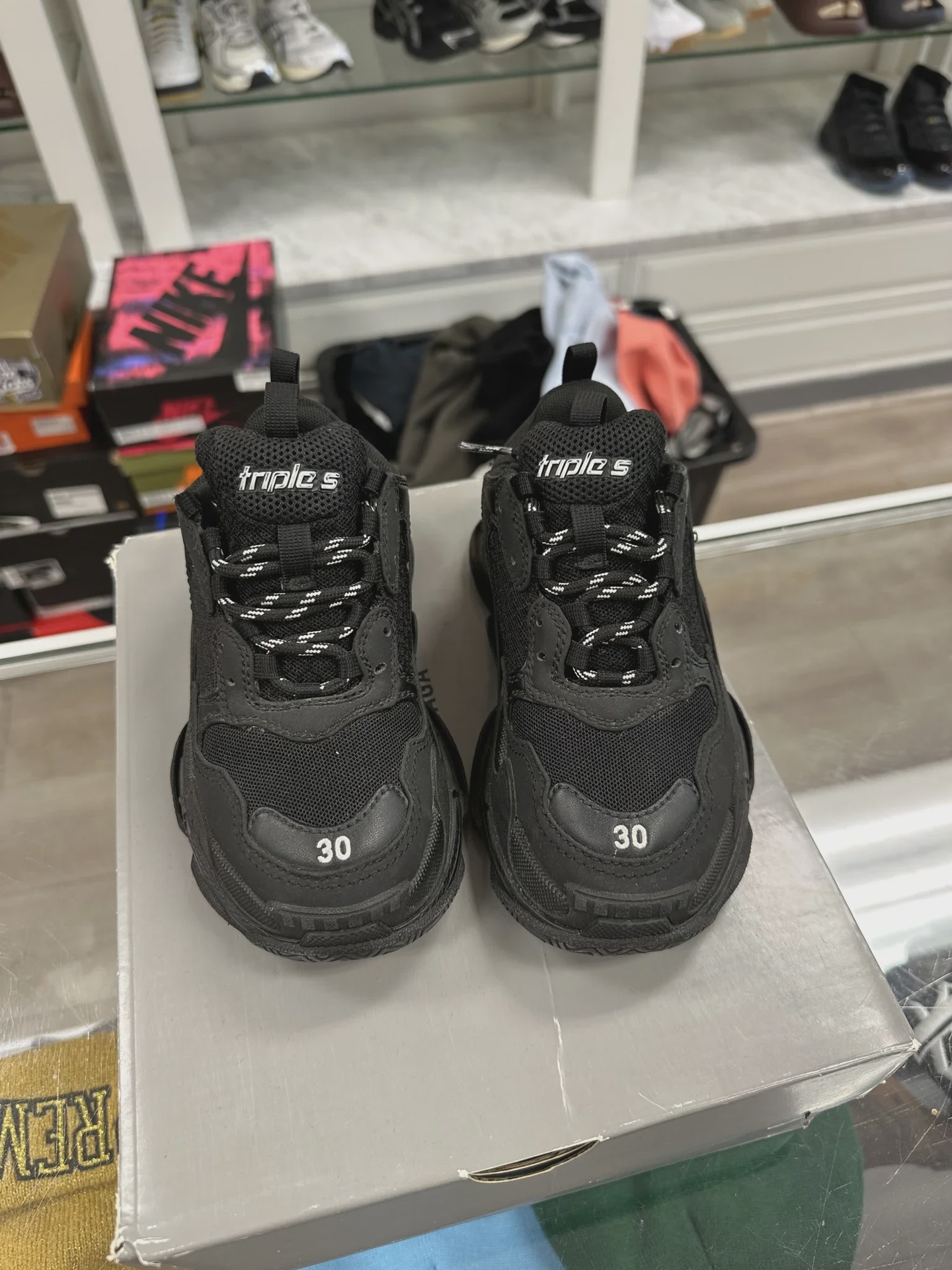 Balenciaga Triple S Black Kids  • Pre-Owned [9024] - photo 3