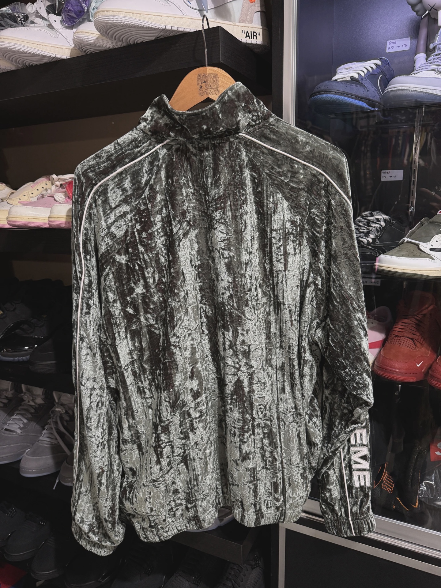 Supreme Crushed Velvet Track Jacket Olive • Pre-Owned [1238] 2