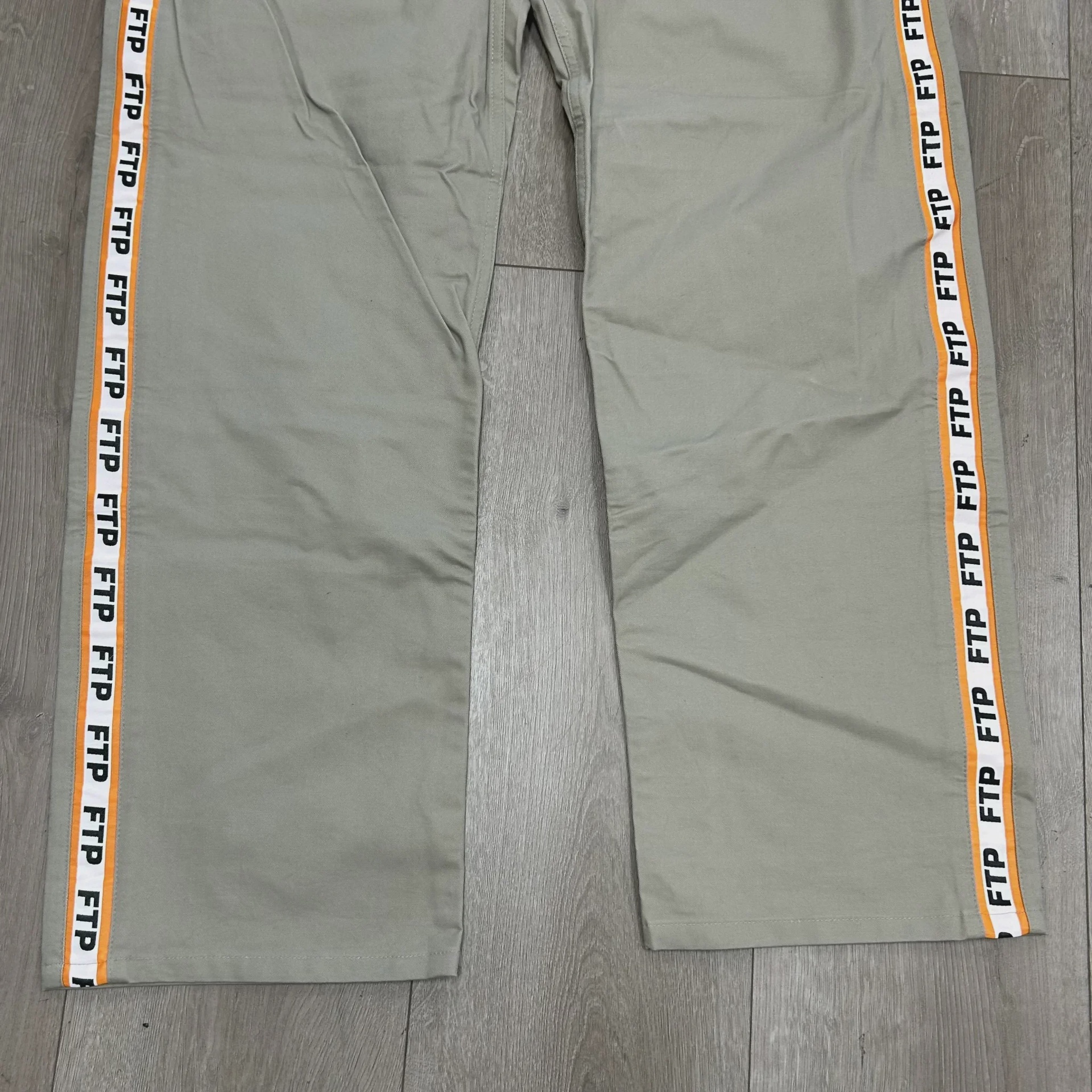 Fuck The Population (FTP) Orange Logo Tape Work Pants • Pre-Owned [1616] - photo 3