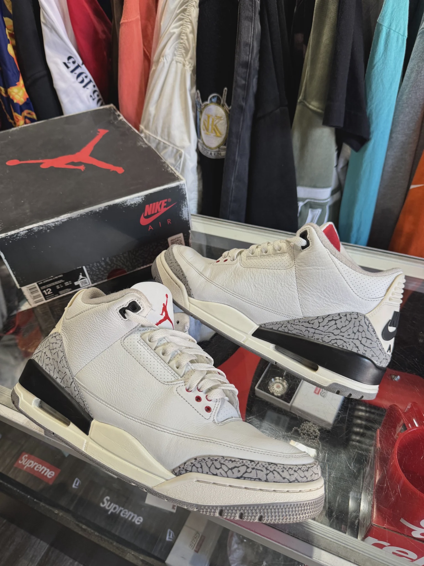 Air Jordan 3 Retro White Cement Reimagined • Pre-Owned [8021] - photo 1