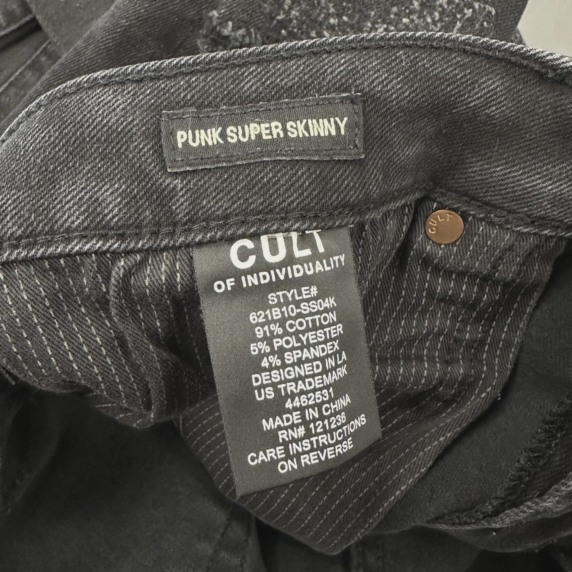 Cult of Individual Jeans Black Skinny • Pre-Owned [7914] - photo 3