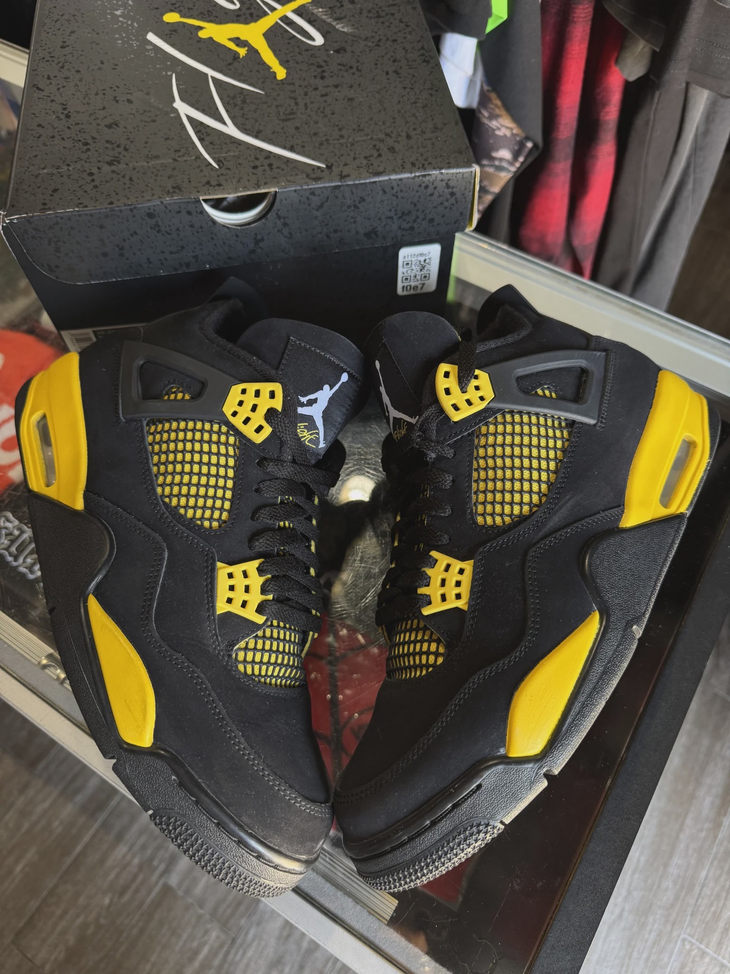 Jordan Air Jordan 4 Retro Thunder (2023) - Size US M 10.5