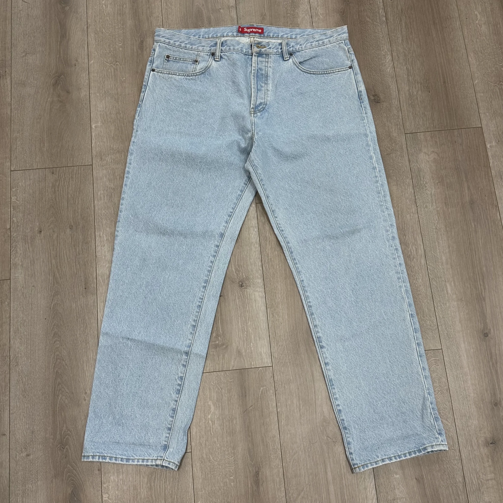 Supreme Supreme Baggy Jean (SS25) Light Washed Indigo - Size 38