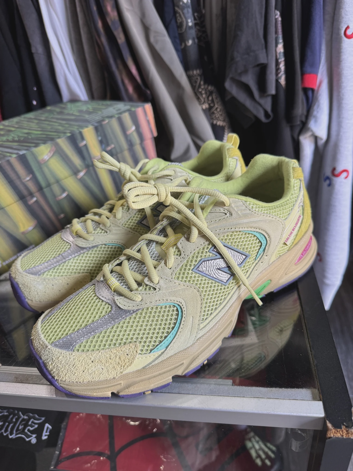 New Balance 530 Salehe Bembury Prosperity Be The Prize • Pre-Owned [8511] - photo 2
