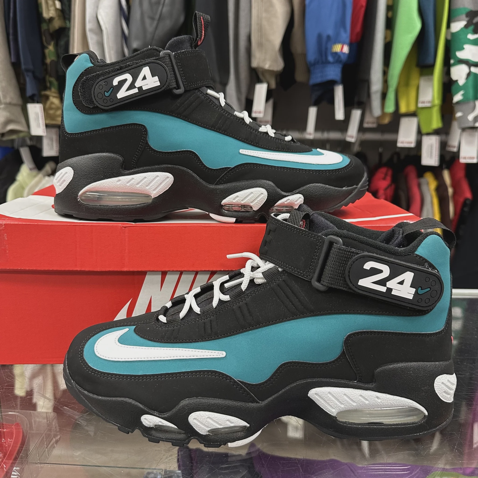 Nike Air Griffey Max 1 Freshwater (2021/2025) • Pre-Owned [2179] - photo 2
