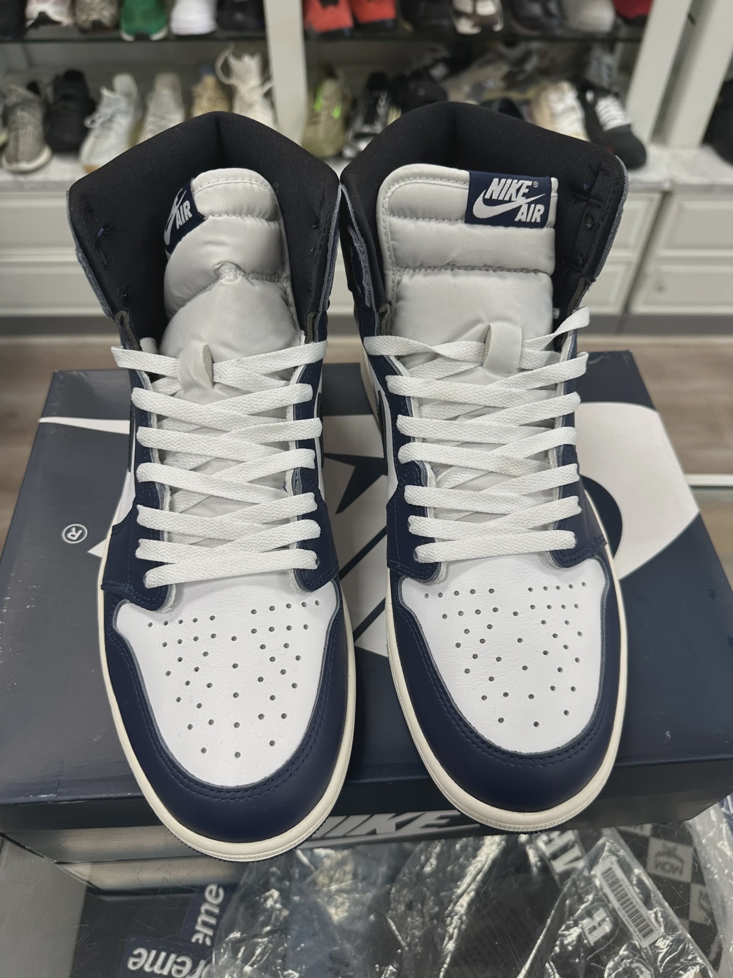Air Jordan 1 Retro High Original Midnight Navy • Pre-Owned [1128] 4