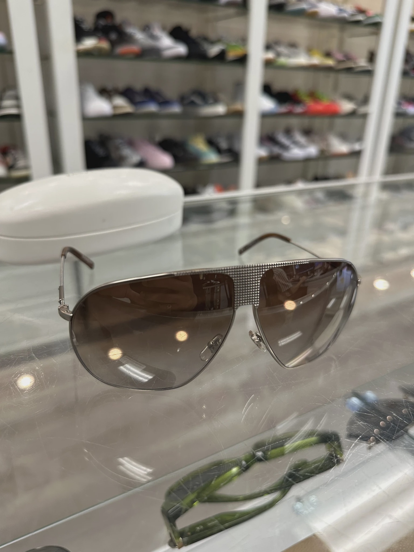 YSL Saint Laurent Pilot Sunglasses • Pre-Owned [4036]
