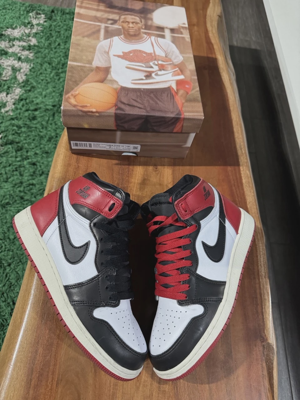Air Jordan 1 Retro High Original Black Toe Reimagined (Grade School) • Pre-Owned [8433]