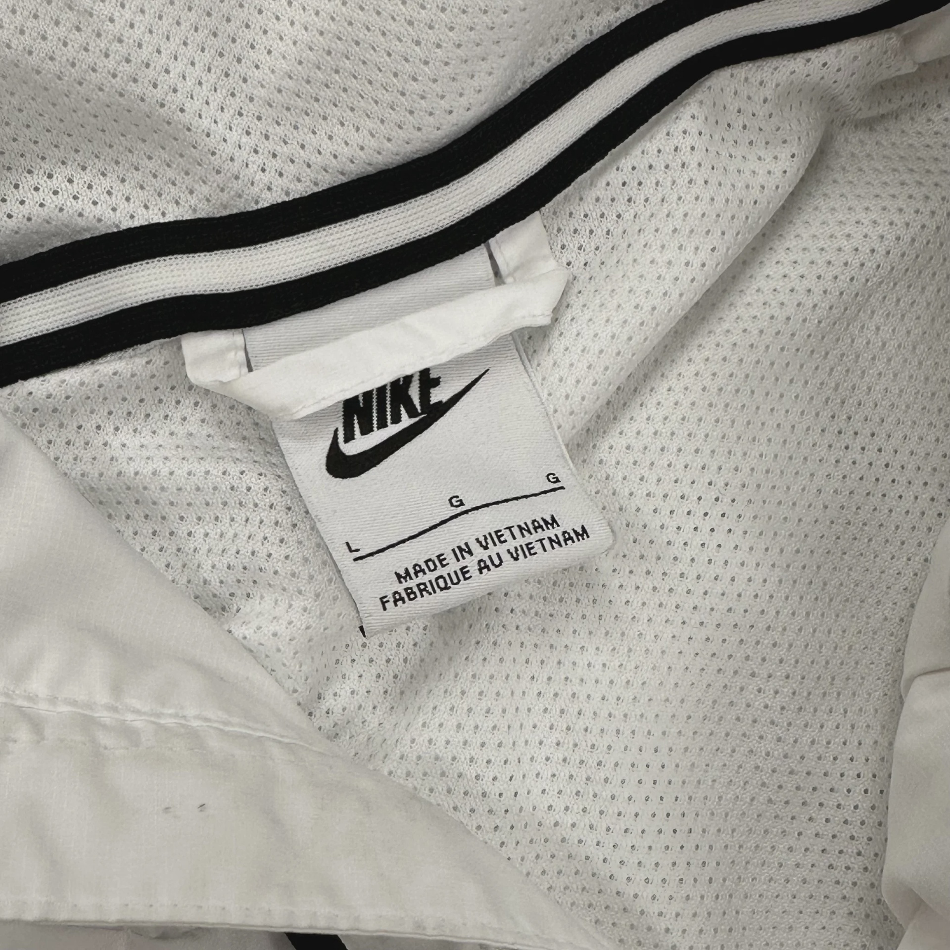Nike Windrunner Full-Zip Hooded Jacket • Pre-Owned [2096] - photo 4