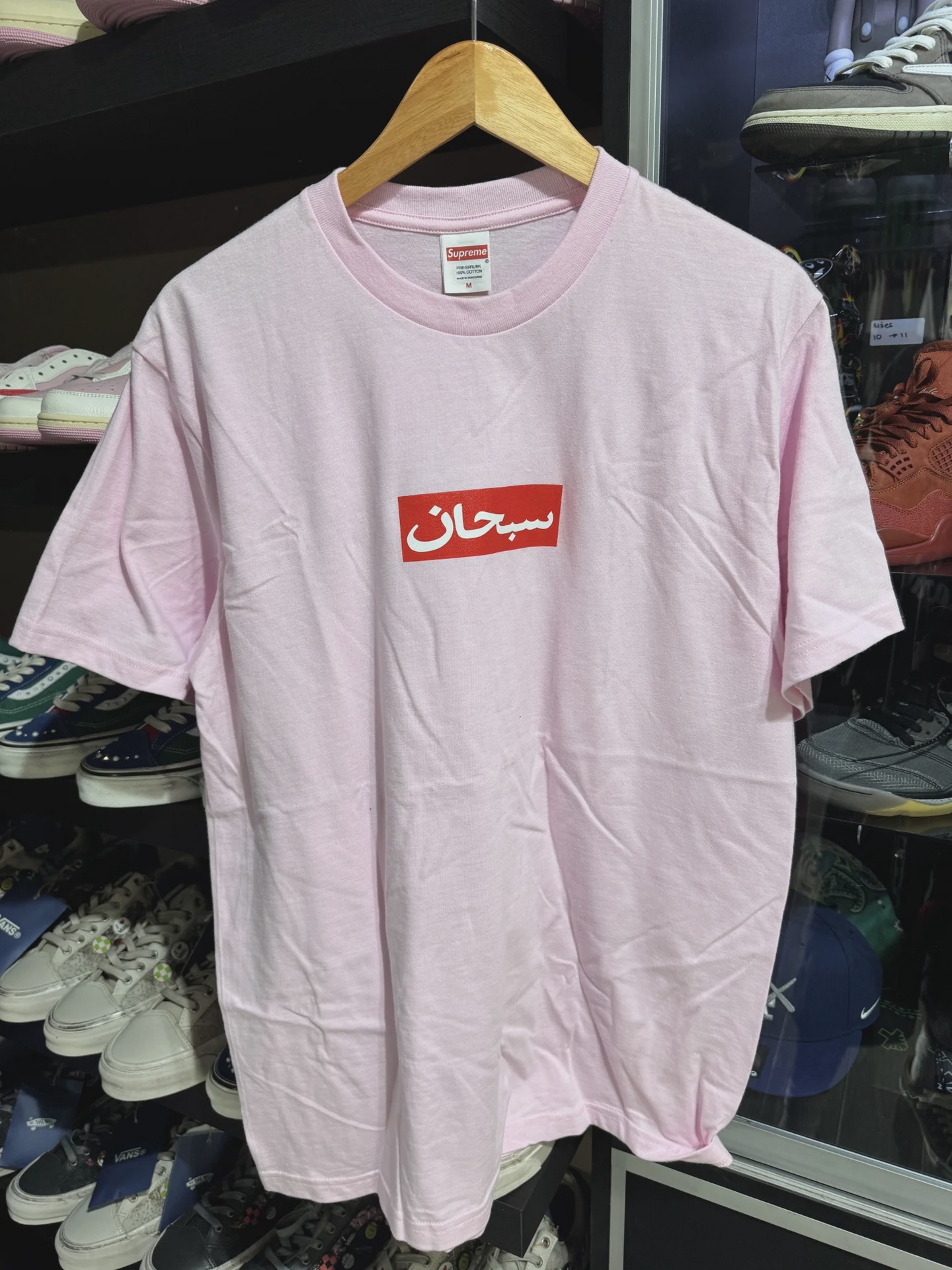 Supreme Supreme Pink Arabic Box Logo - Size M