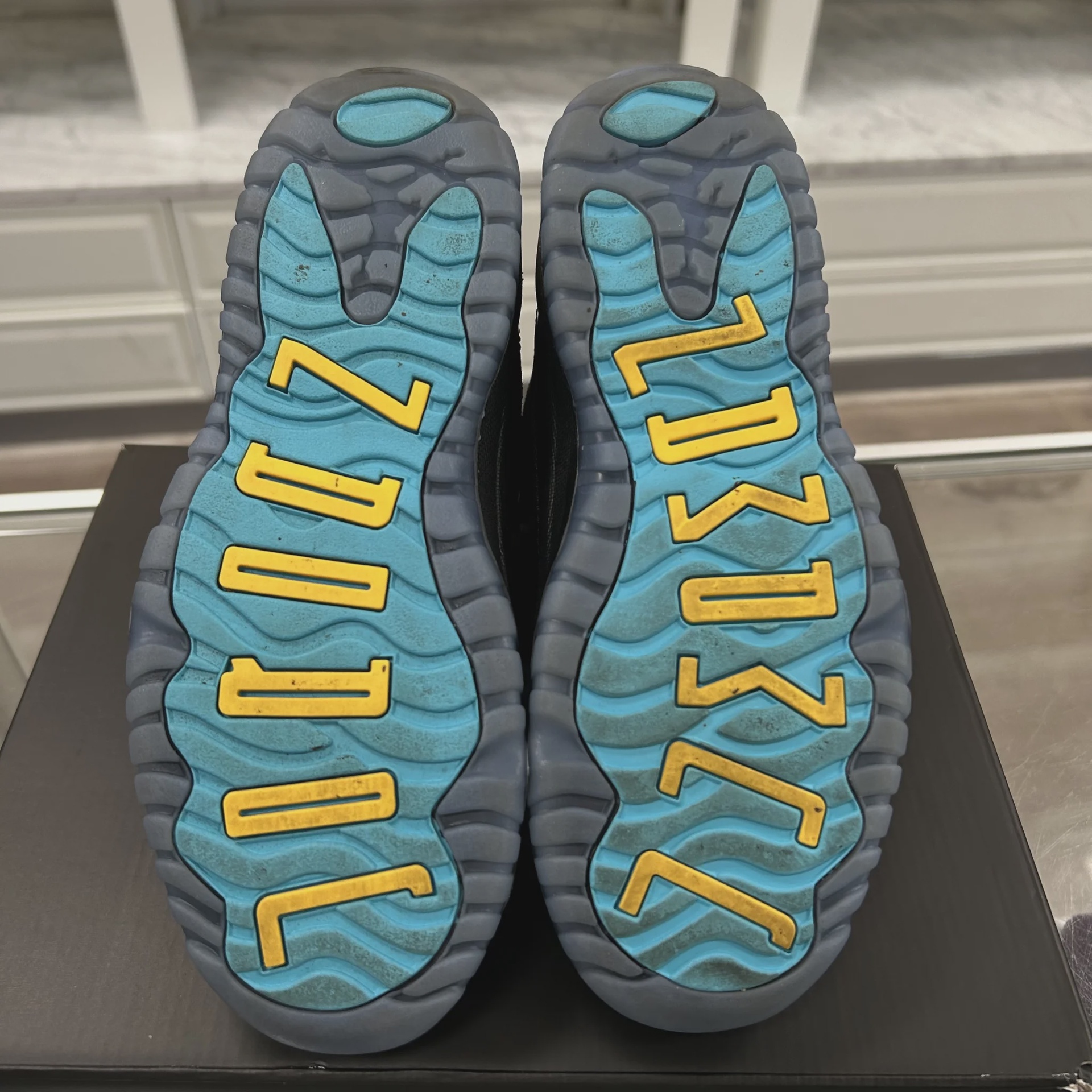 Air Jordan 11 Retro Gamma Blue (2025) (Preschool) • Pre-Owned [2263] - photo 4