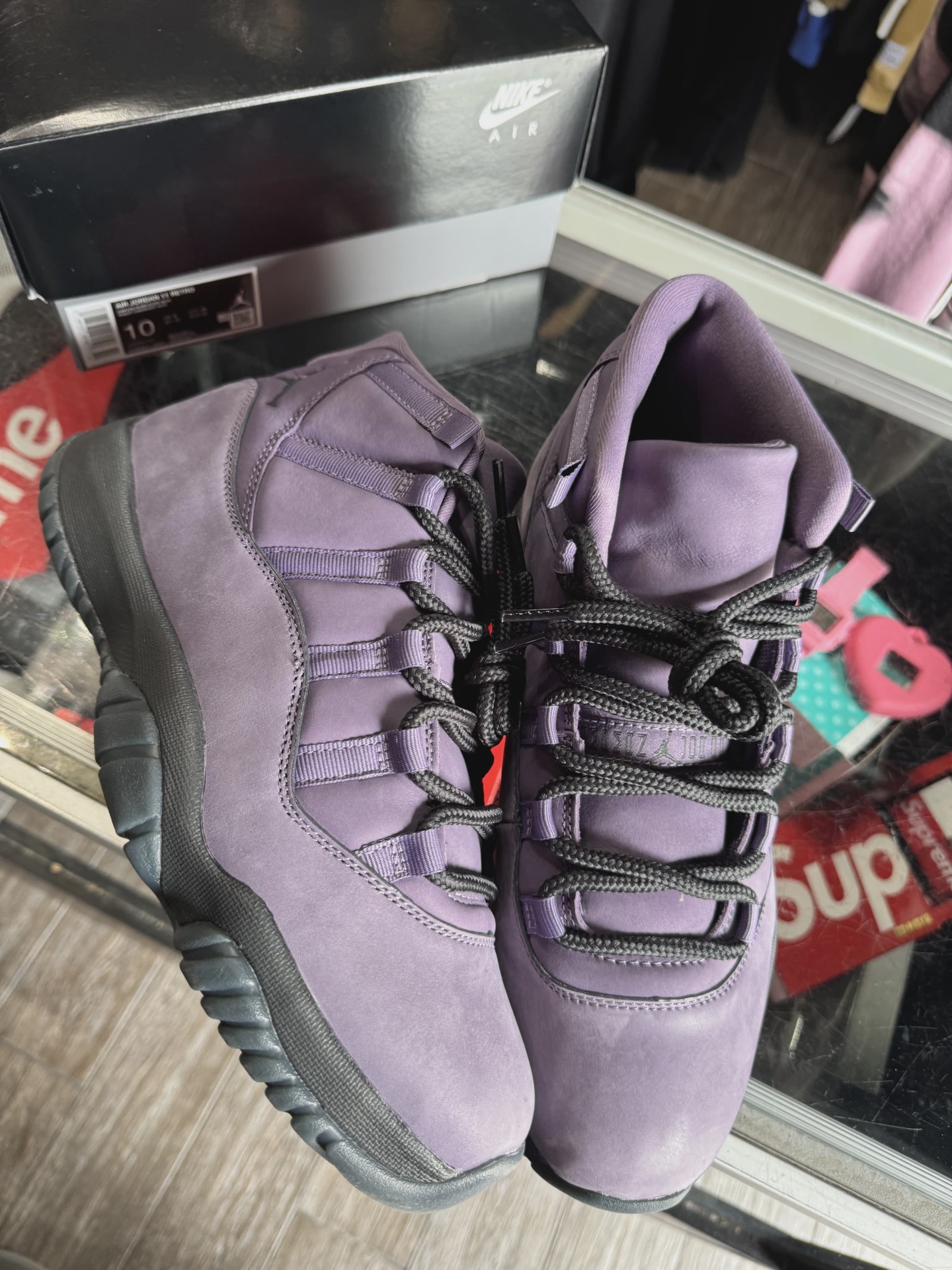 Air Jordan 11 Retro Mojave • Pre-Owned [4718] - photo 1