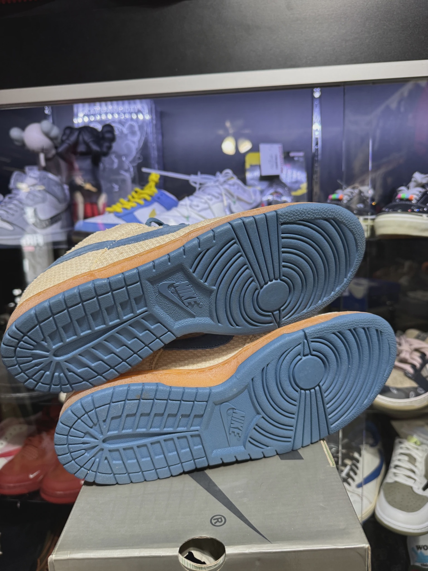 Nike SB Dunk Low Cascade Blue • Pre-Owned [1548] 2