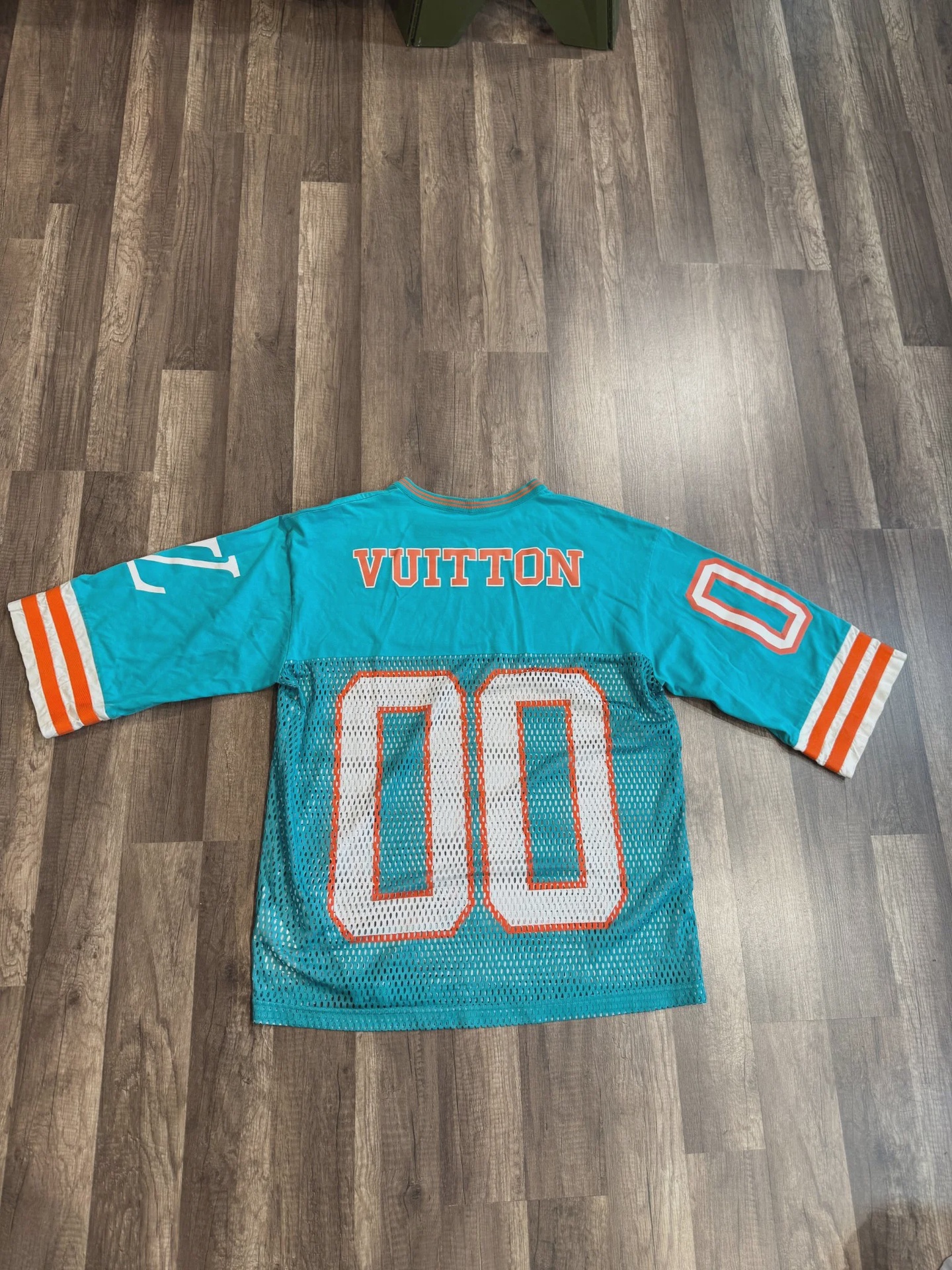 Louis Vuitton 2022 Hockey Jersey • Pre-Owned [9135] - photo 3