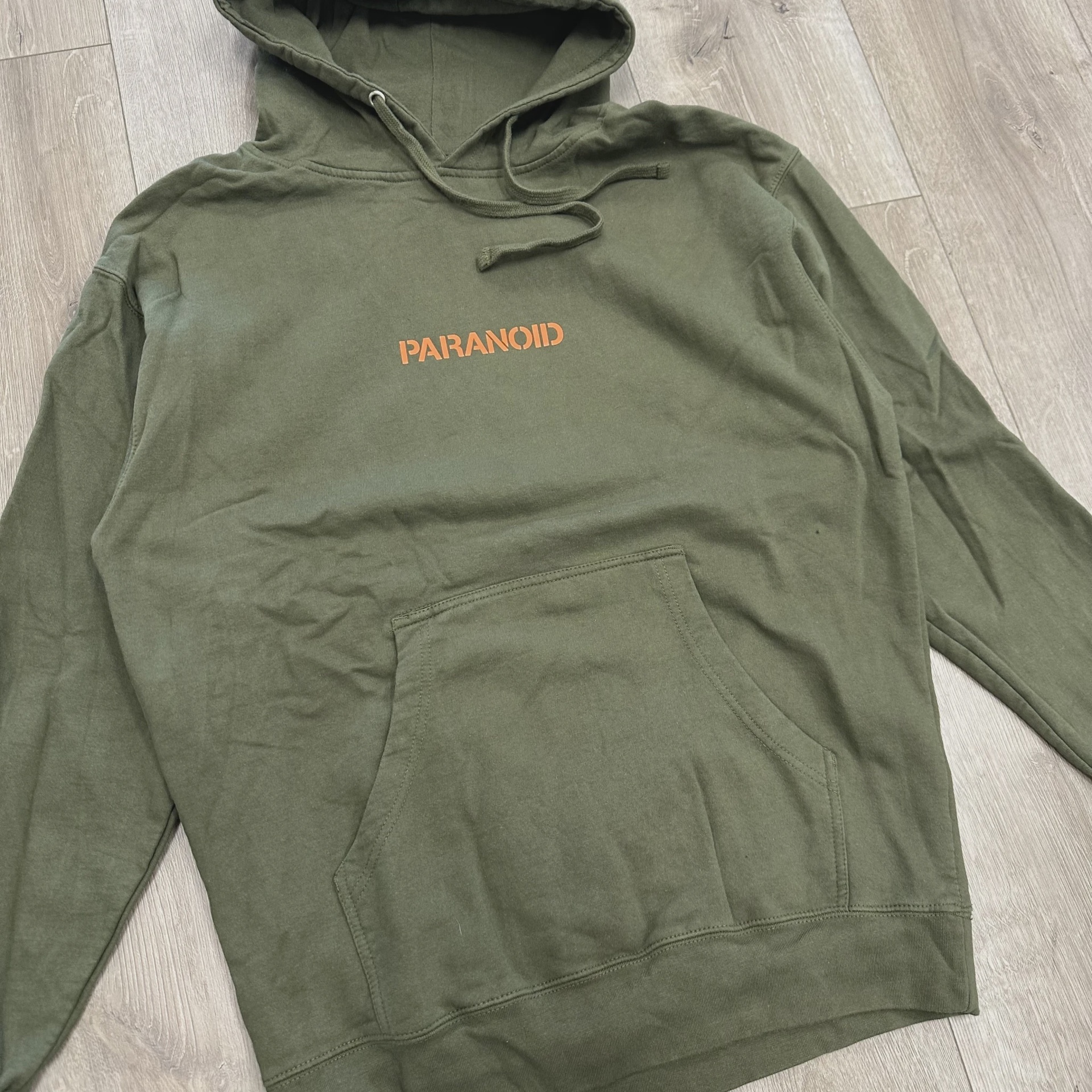 Anti Social Social Club (ASSC) x Undefeated "Paranoid" Hoodie • Pre-Owned [8446] 5