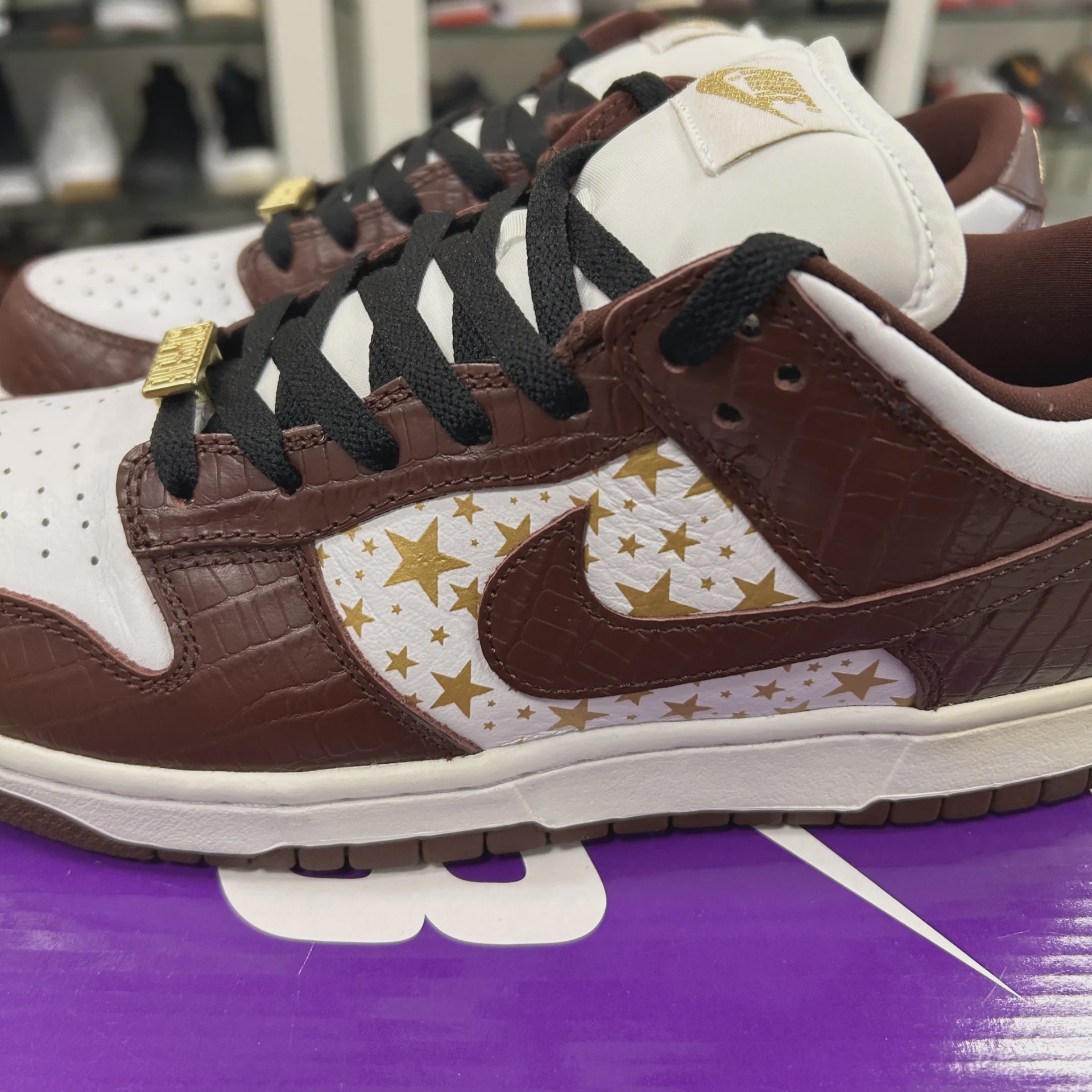 Nike SB Dunk Low Supreme Stars Barkroot Brown (2021) • Pre-Owned [7845] - photo 5