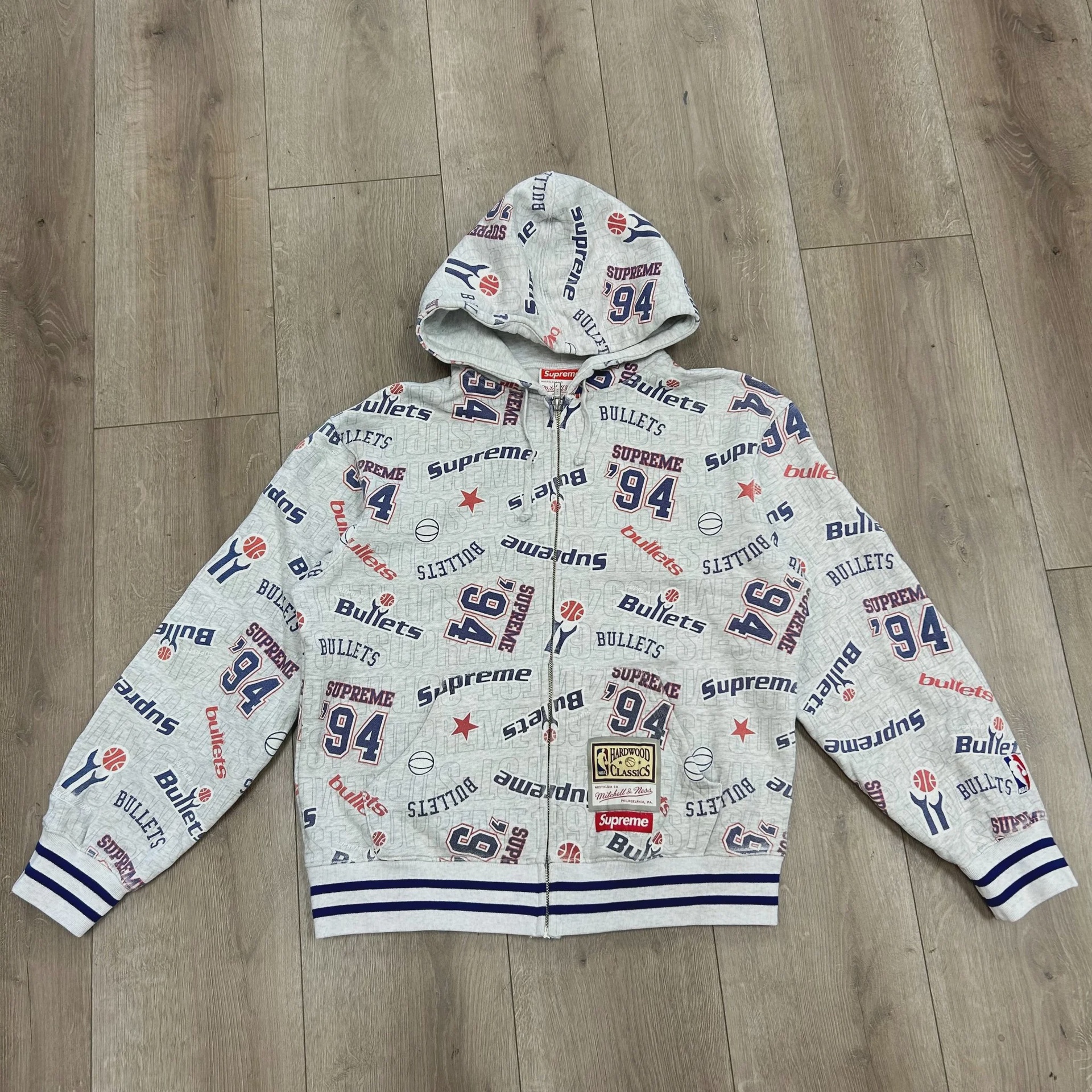 Supreme x Mitchell & Ness Teams Zip Up Hooded Sweatshirt • Pre-Owned [9299] - photo 1