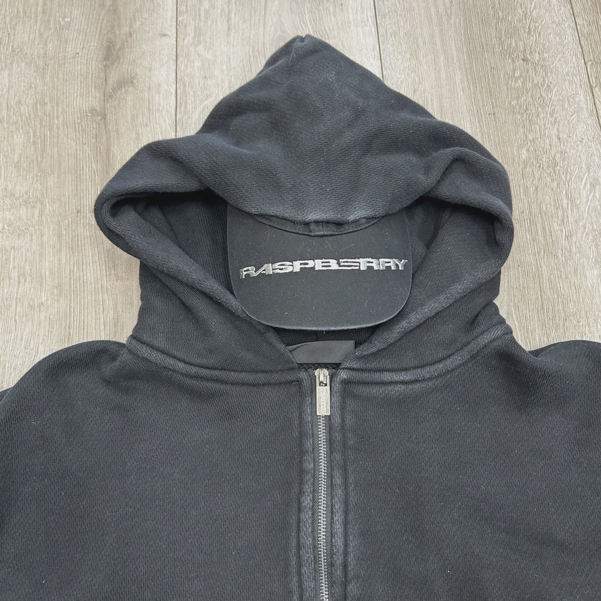 GV Gallery Raspberry Hills Cropped Zip-Up Hoodie • Pre-Owned [8287] - photo 5