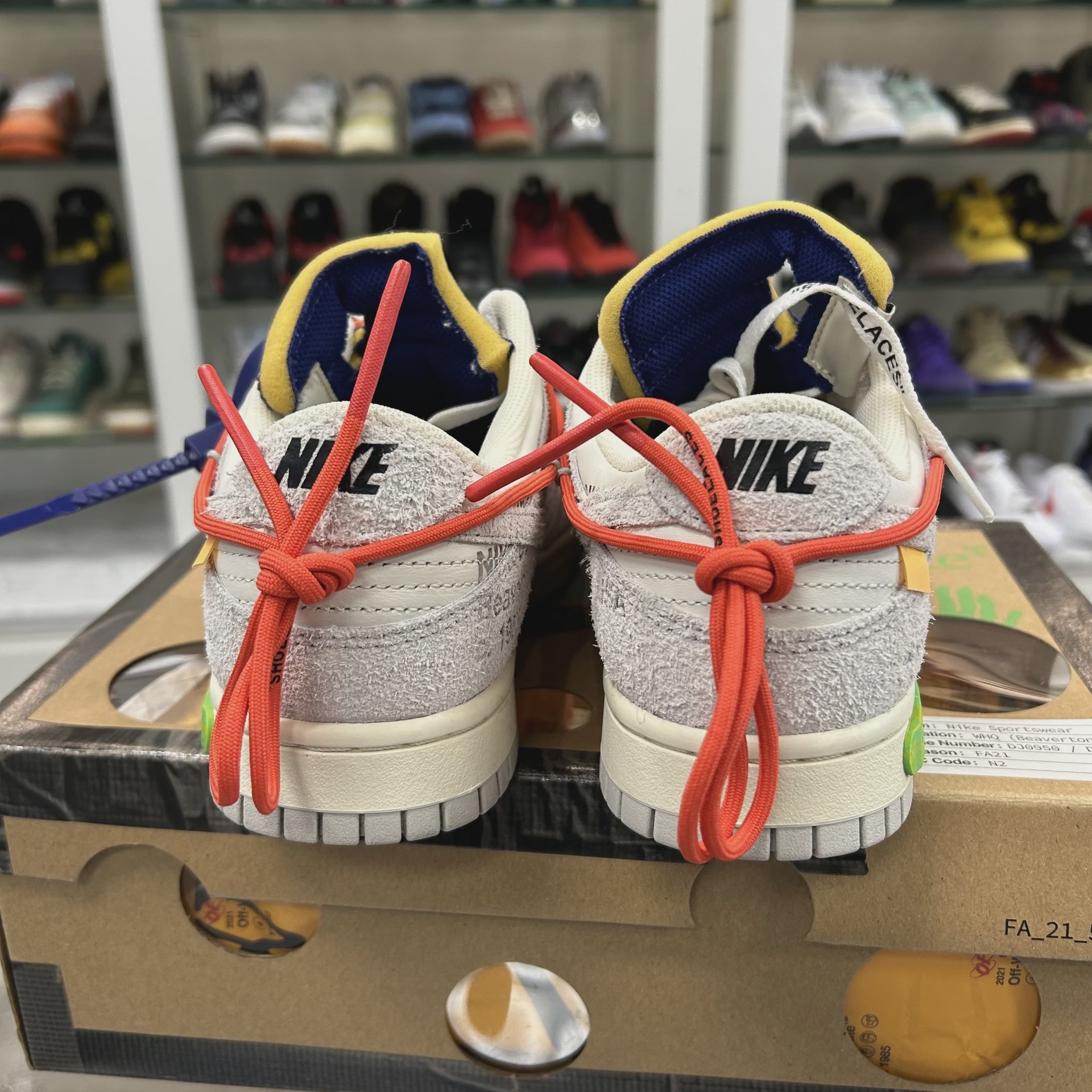 Nike Dunk Low Off-White Lot 13 • Pre-Owned [3366] 6