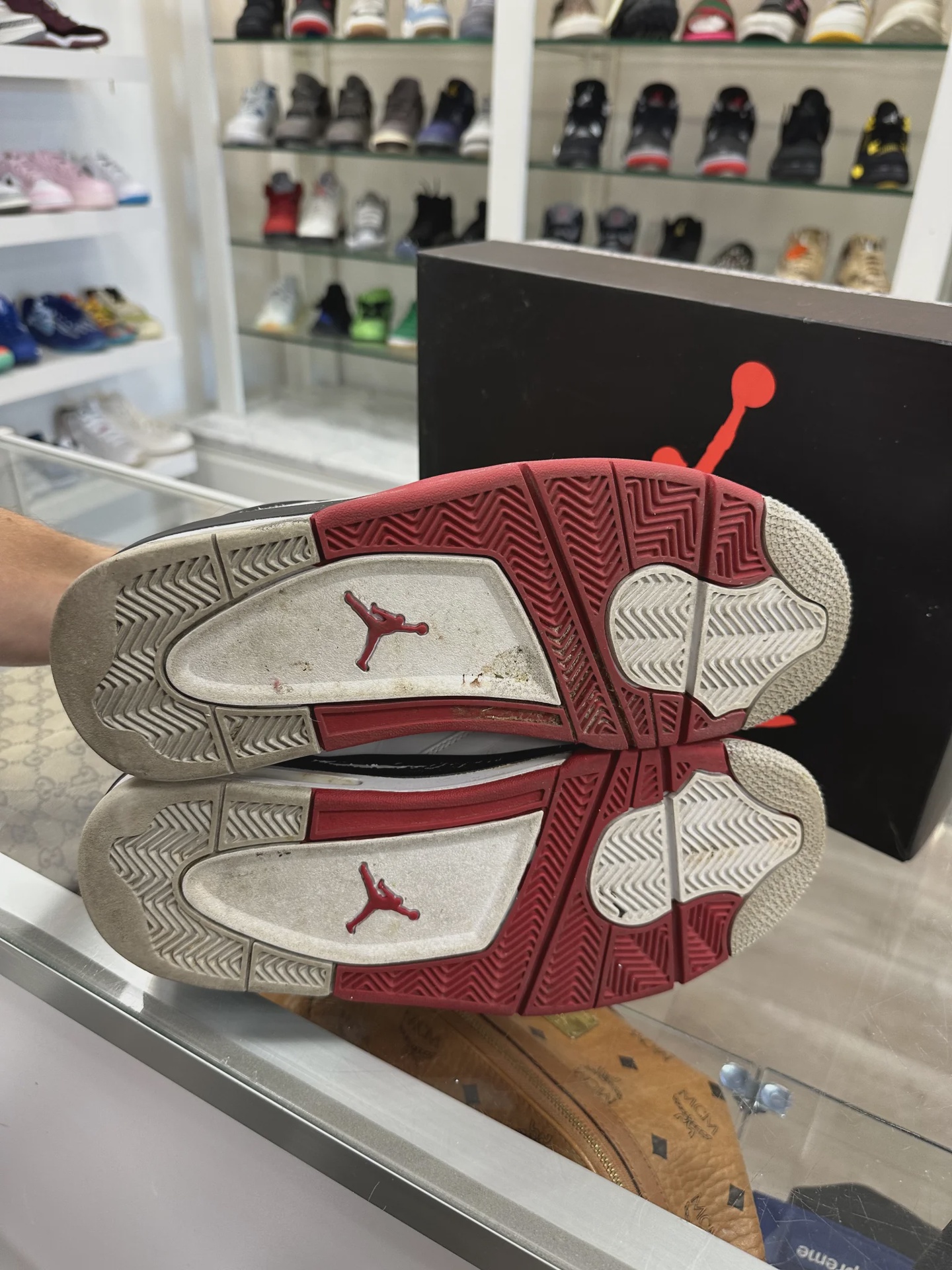 Air Jordan 4 Retro Fire Red (2012) HEAVY CRACKING • Pre-Owned [4231] - photo 5