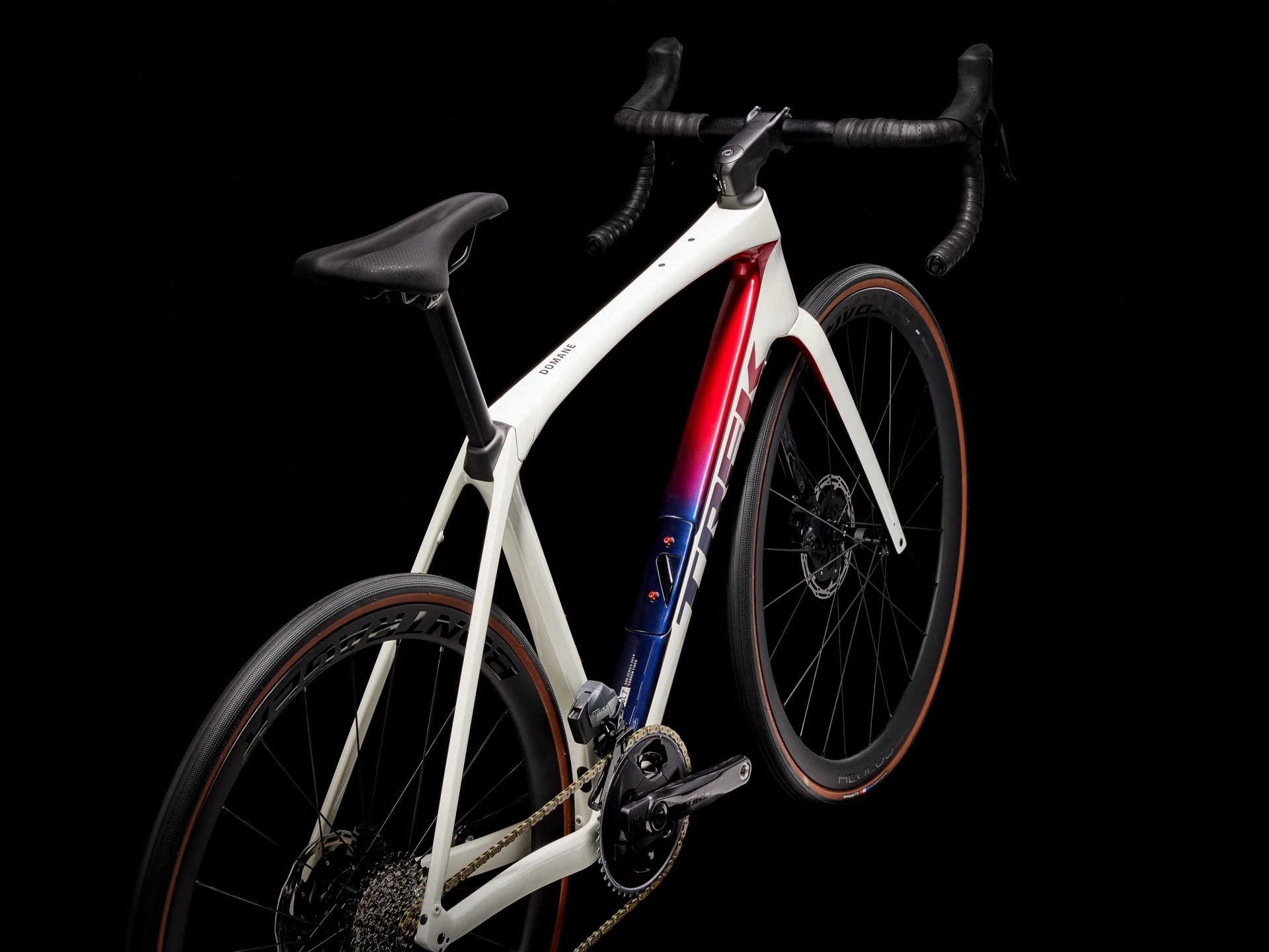 Trek Domane SL 7 eTap Gen 4 - On Sale! (was $9999)
