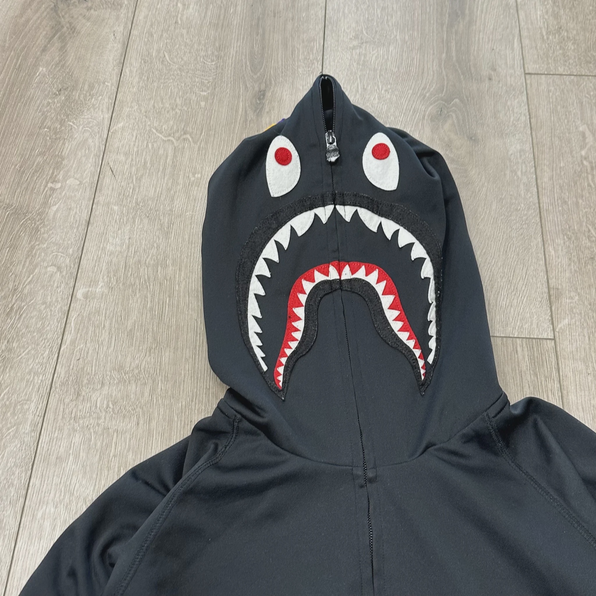 A Bathing Ape (BAPE) Black Jersey Shark Full-Zip Hoodie Track Jacket • Pre-Owned [4188] - photo 7