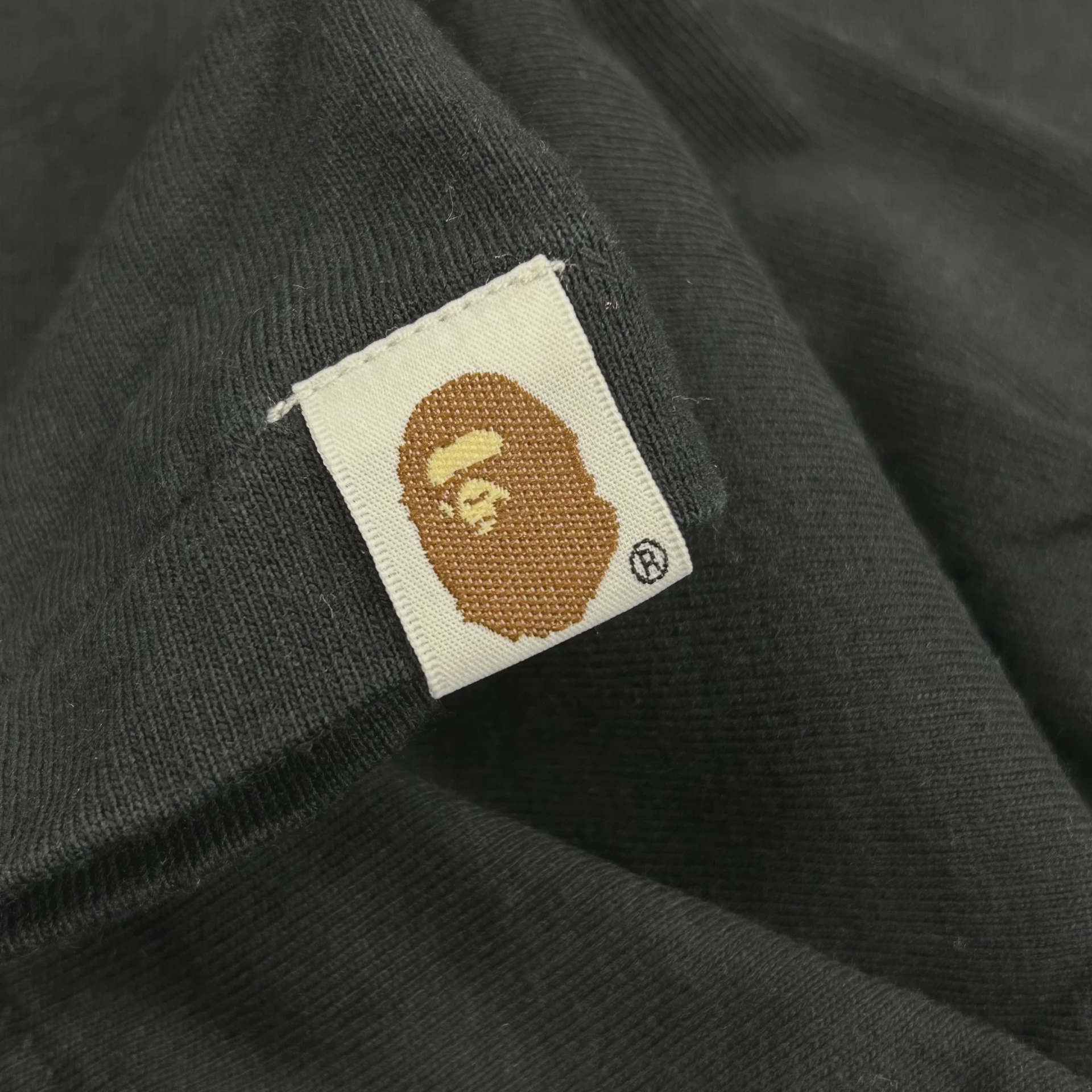 BAPE 1st Camo Shark Tee 'Black/Yellow' • Pre-Owned [5842] - photo 5